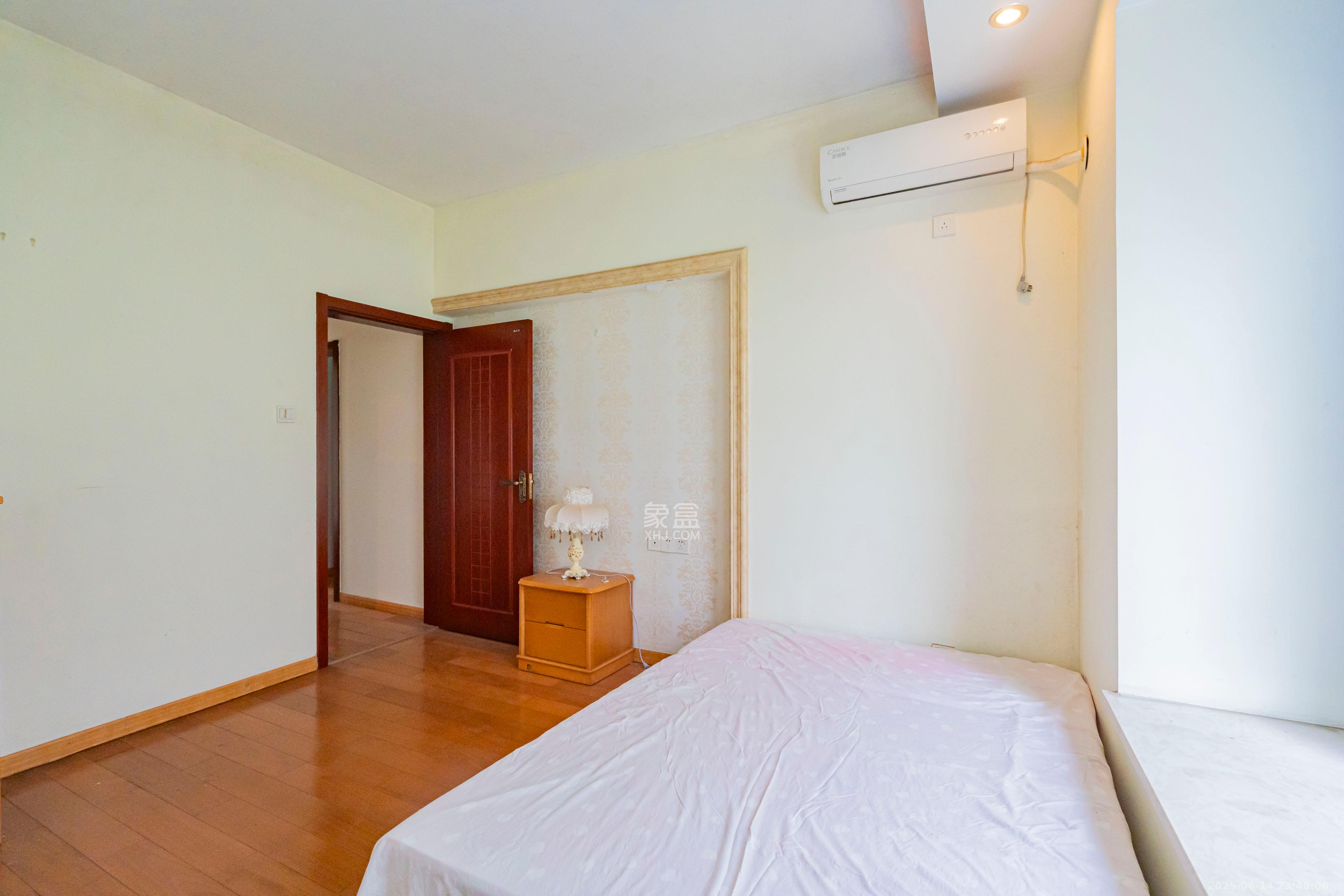 归心苑  3室2厅2卫    118.6万 归心苑  3室2厅2卫    118.6万卧室