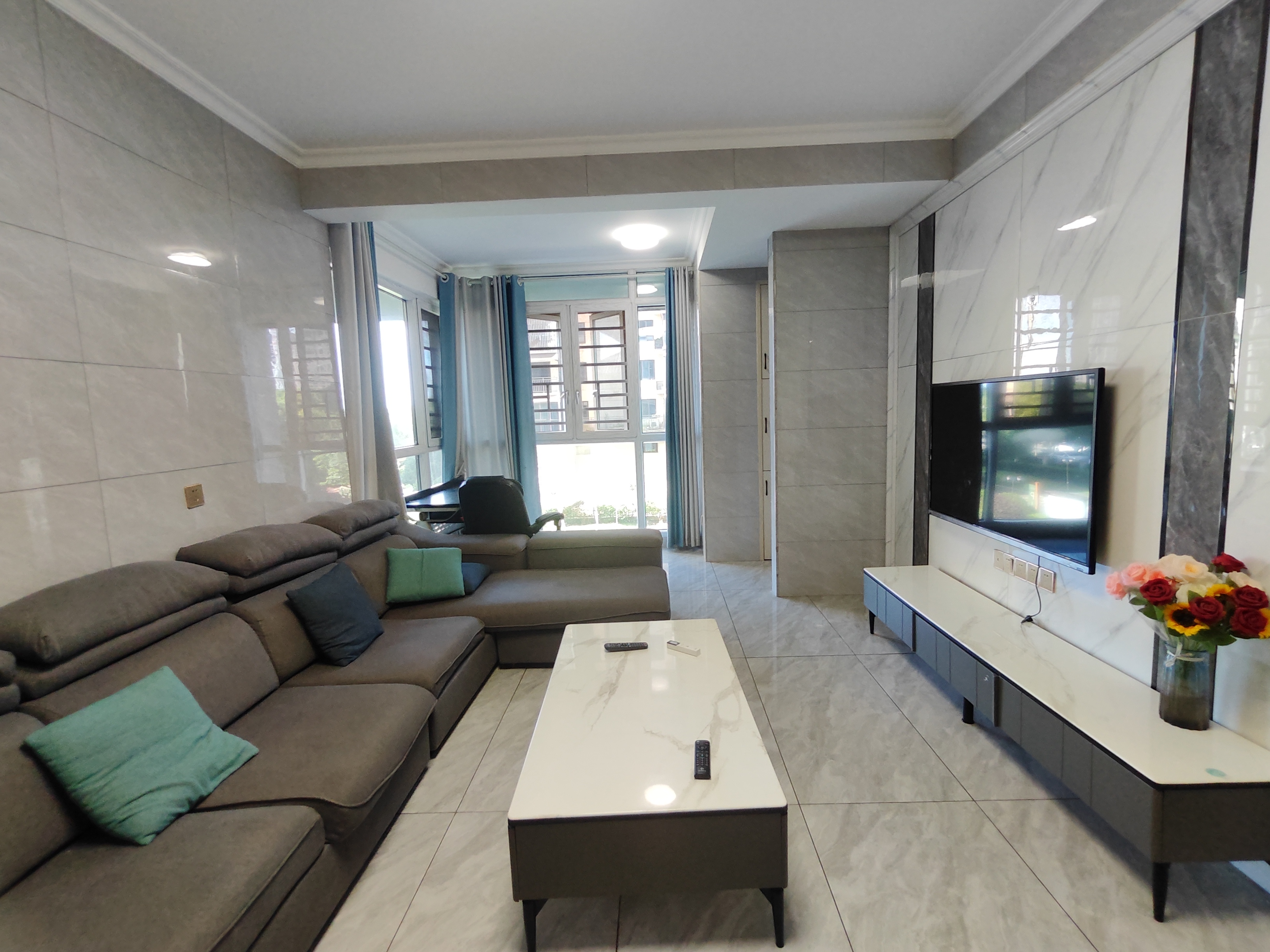 金轮翡翠名园 3室2厅2卫 1600.0元/月 金轮翡翠名园 3室2厅2卫 1600.0元/月户型图