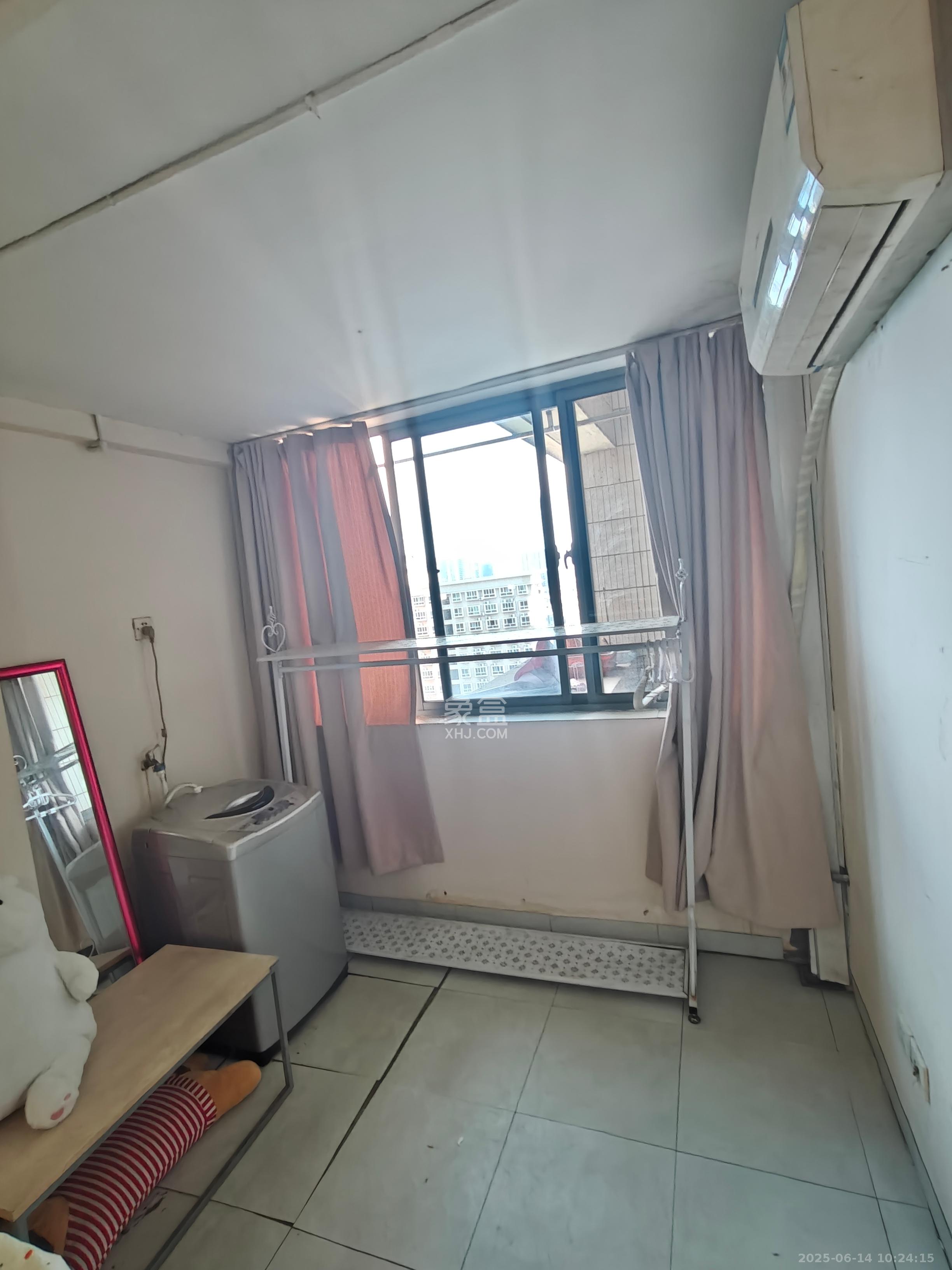 东方银座（东方摩卡）  1室1厅1卫   1700.00元/月室内图