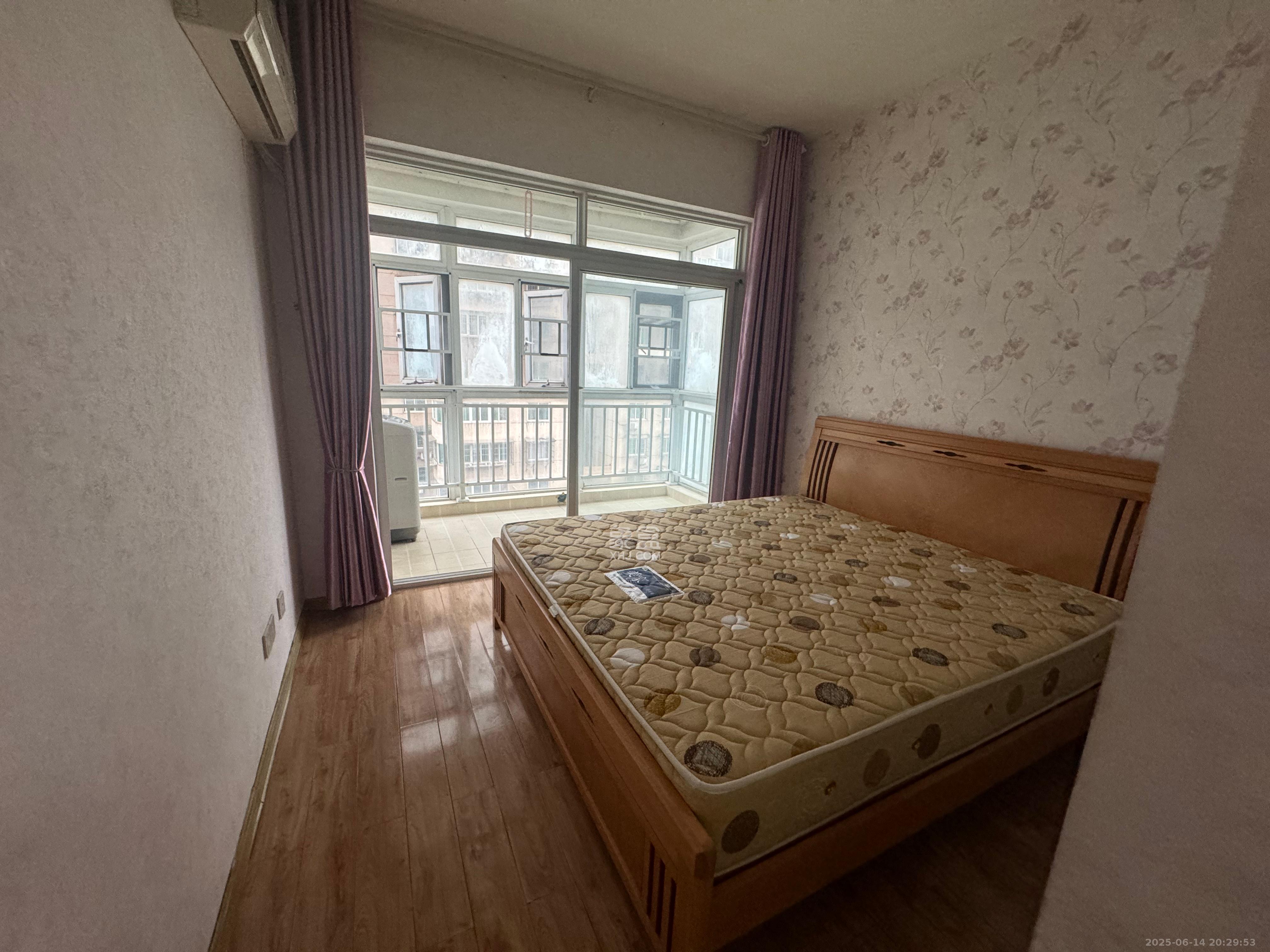 宏泽佳园 3室2厅1卫 3600.0元/月 宏泽佳园 3室2厅1卫 3600.0元/月室内图