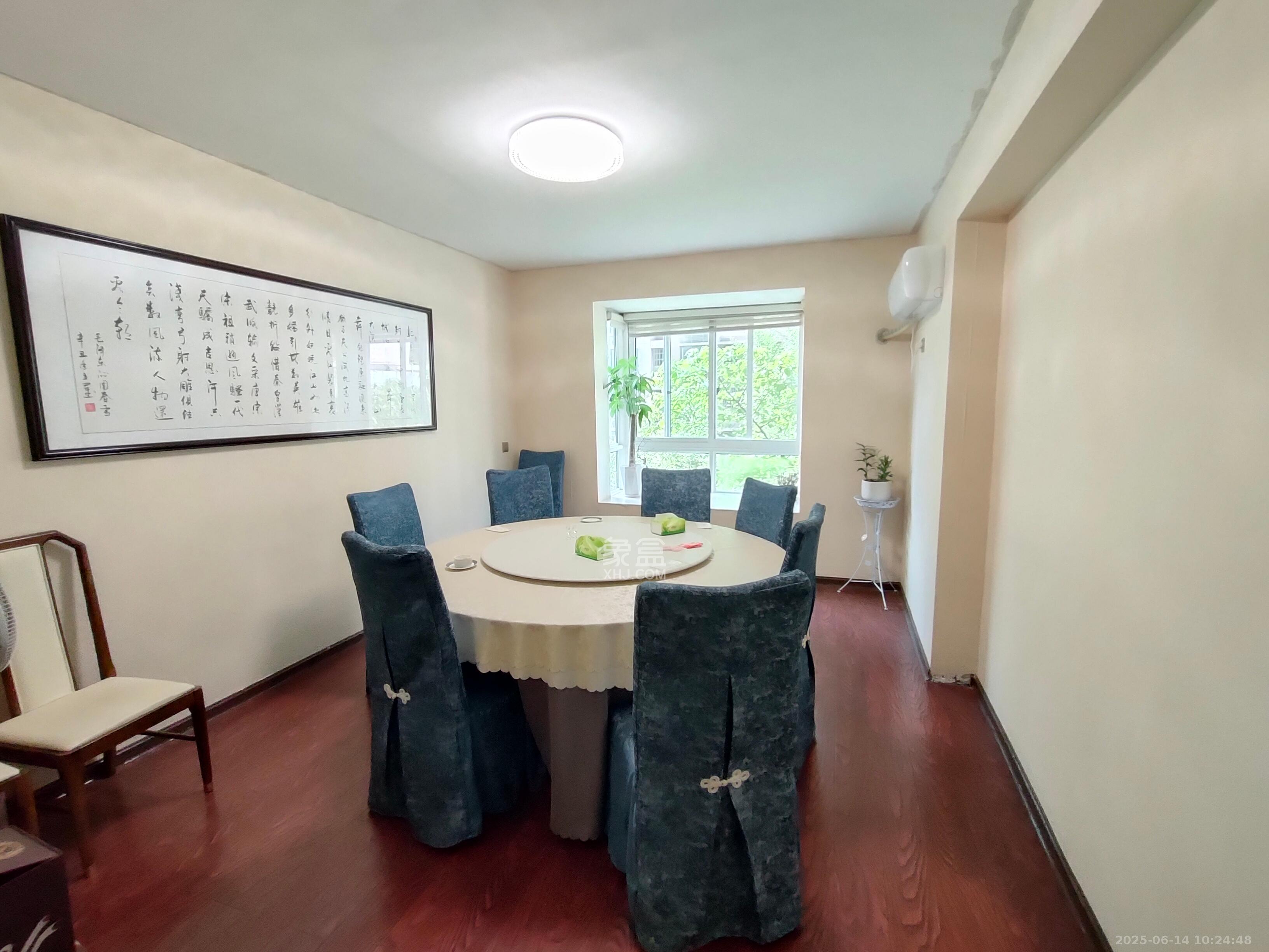 丽景新贵 4室2厅1卫 3800.0元/月 丽景新贵 4室2厅1卫 3800.0元/月室内图