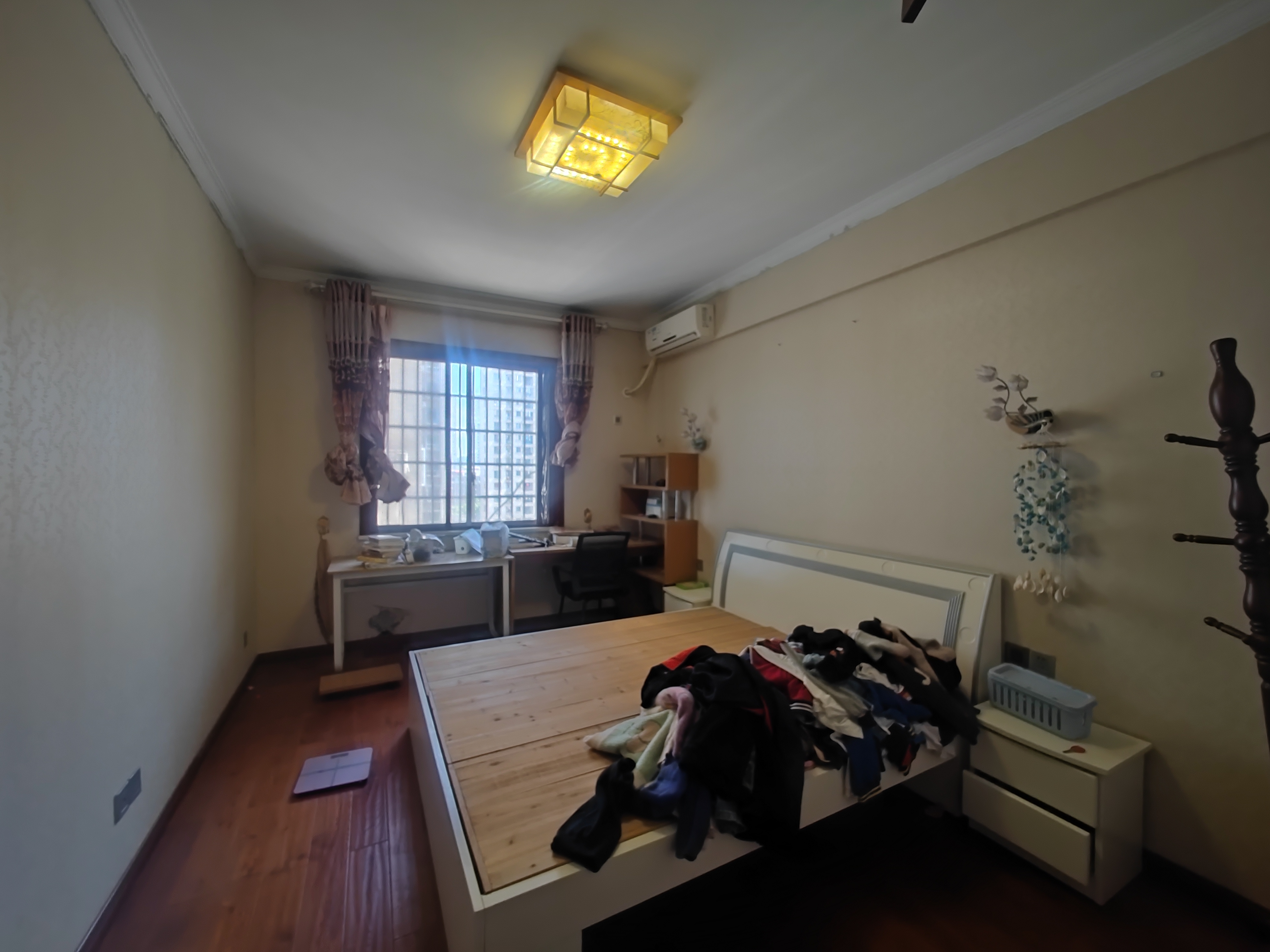 南苑上和一期 4室2厅2卫 89.8万 南苑上和一期 4室2厅2卫 89.8万客厅