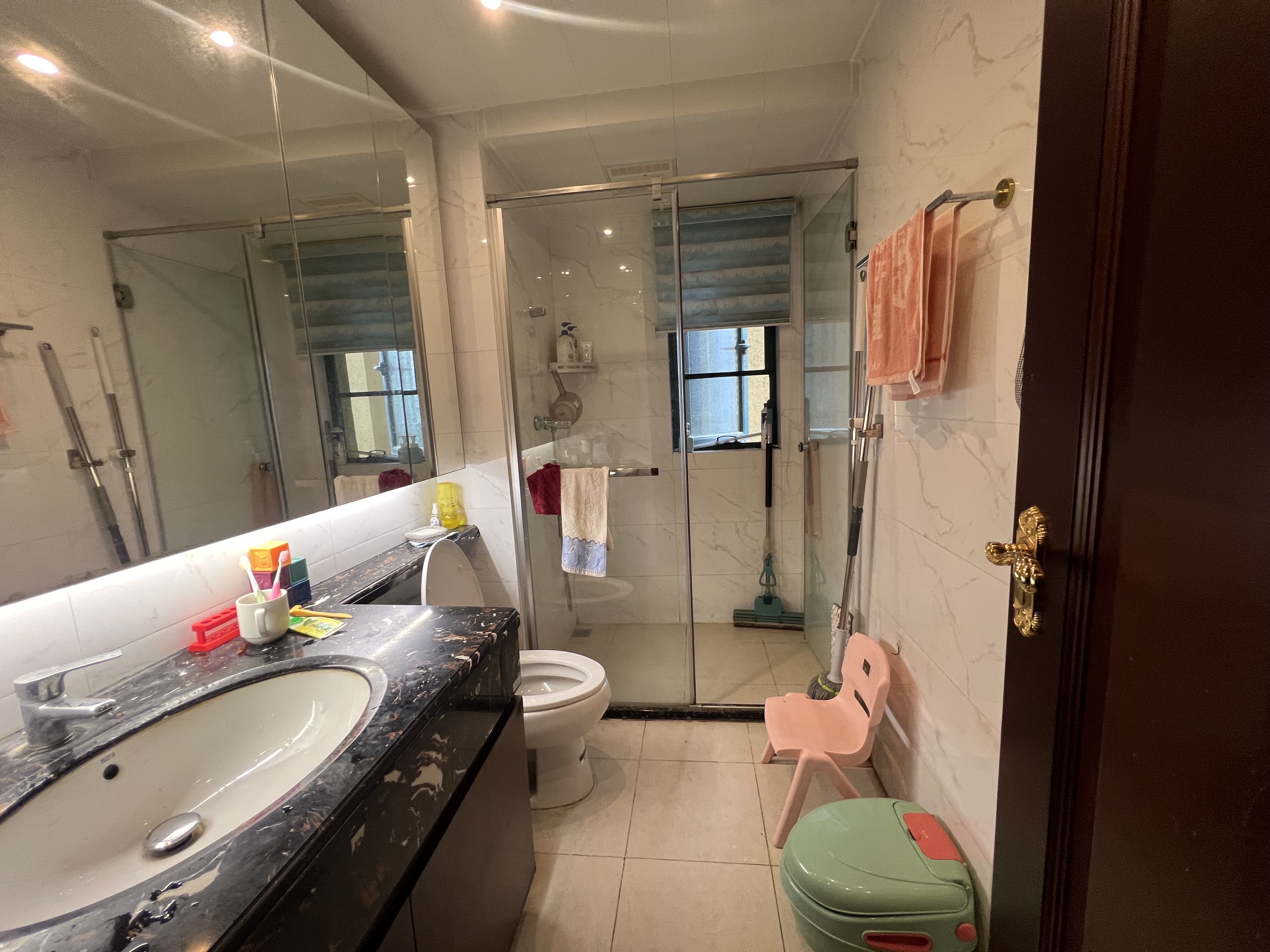 恒大绿洲 3室2厅2卫 75.0万 恒大绿洲 3室2厅2卫 75.0万客厅