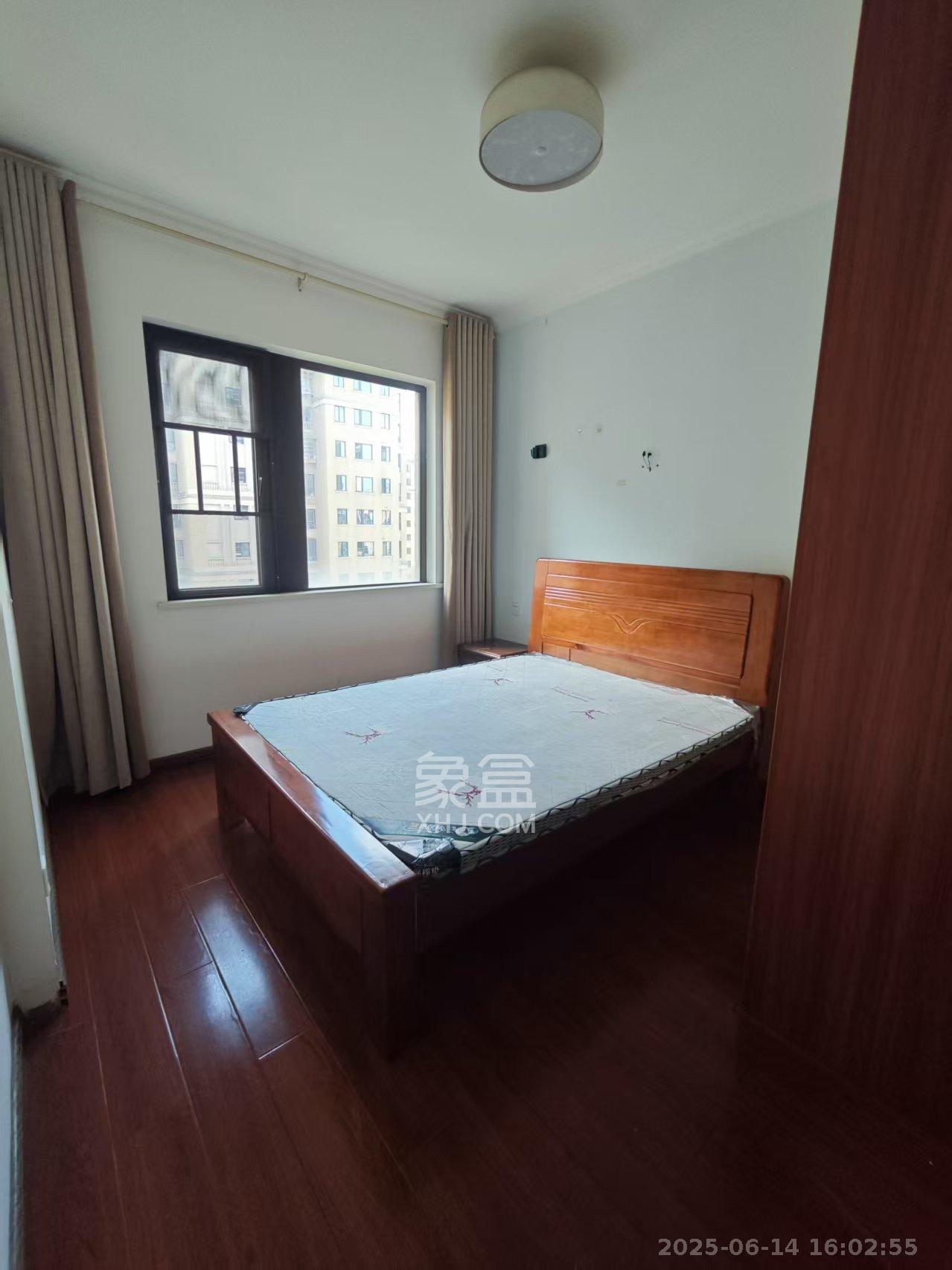 湘水郡(兴旺小爱同学) 3室2厅2卫 2500.0元/月 湘水郡(兴旺小爱同学) 3室2厅2卫 2500.0元/月室内图