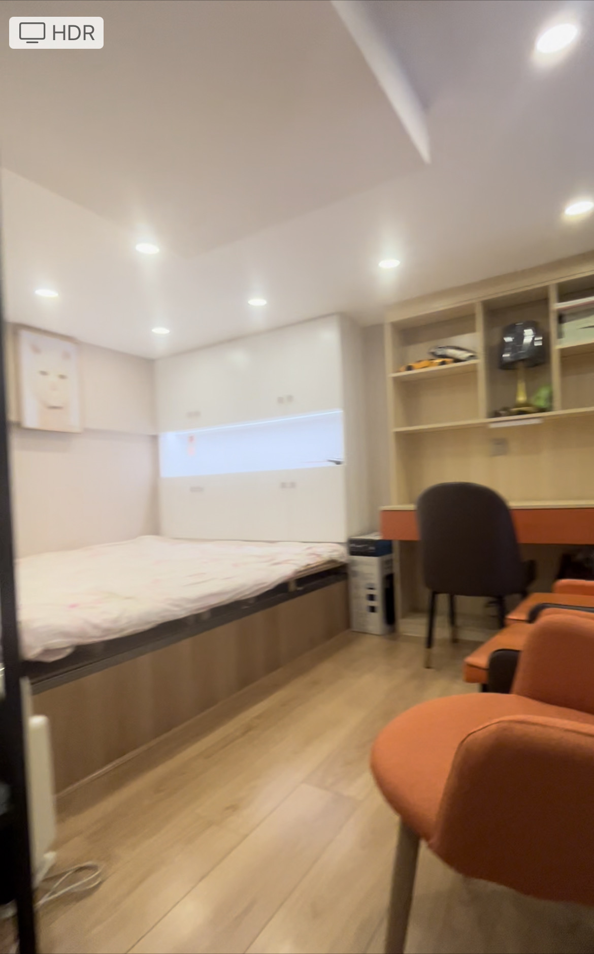青春里  2室2厅1卫   1700.00元/月室内图