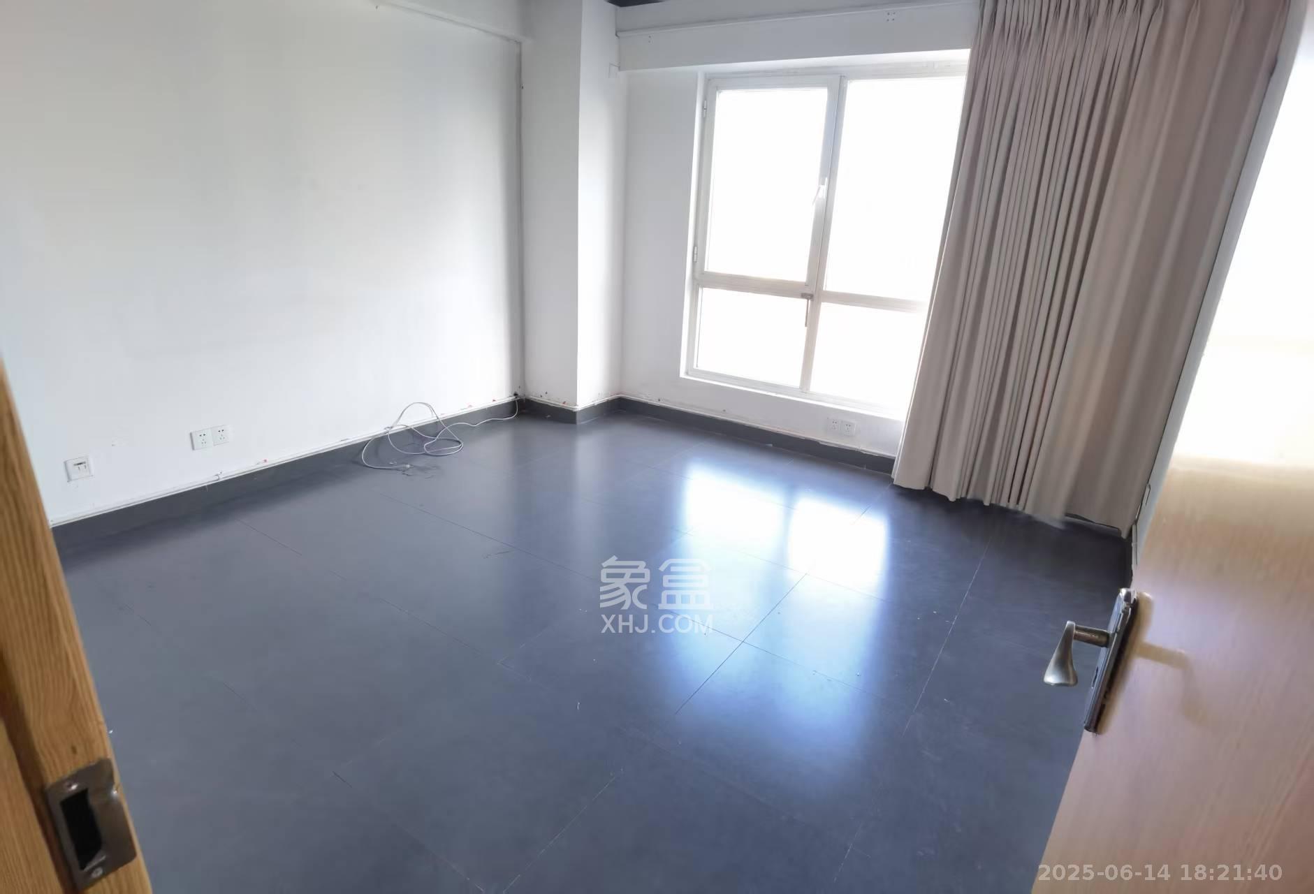 北辰三角洲B1E1区 10室2厅2卫 20000.0元/月 北辰三角洲B1E1区 10室2厅2卫 20000.0元/月室内图