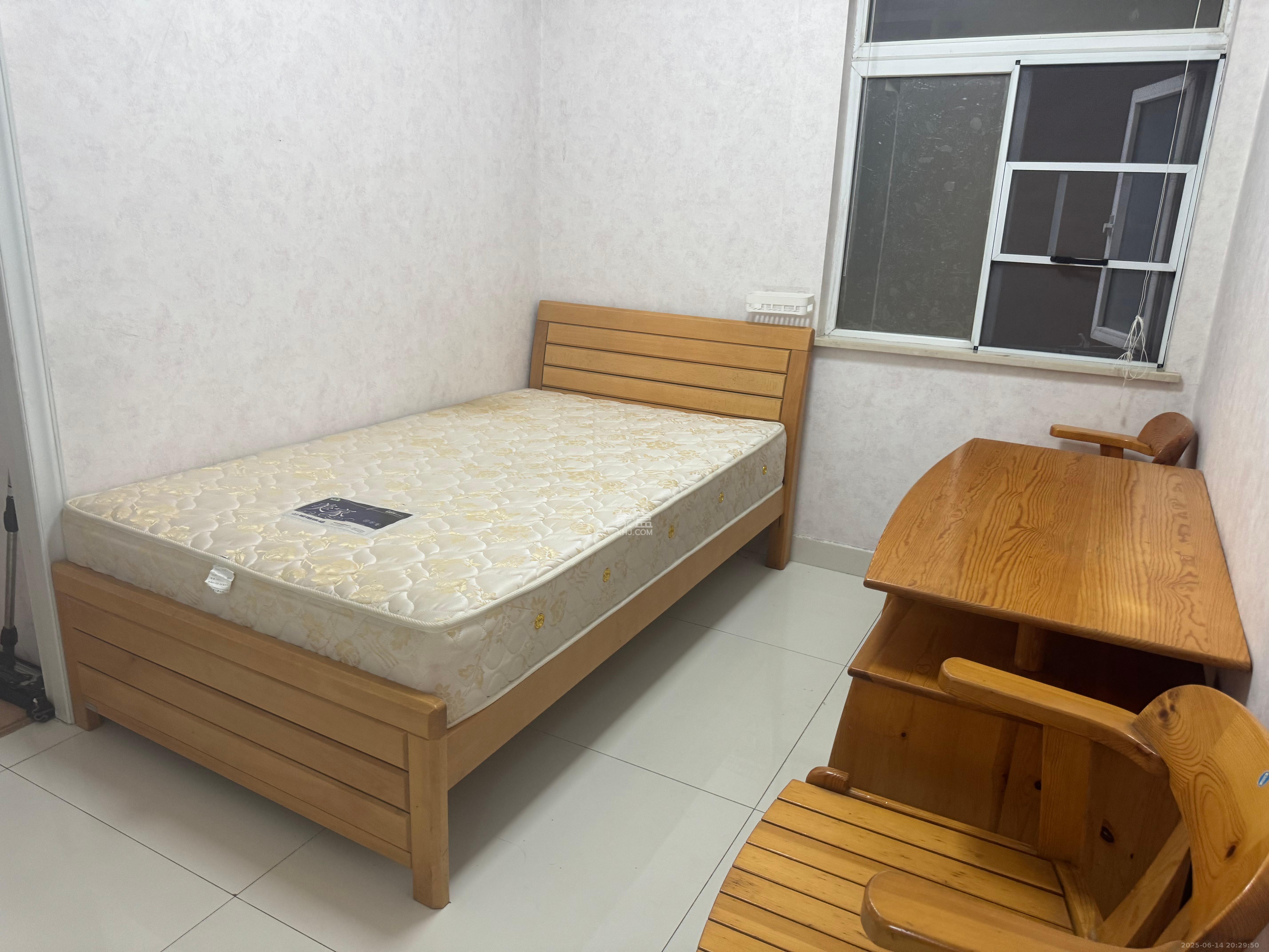 宏泽佳园 3室2厅1卫 3600.0元/月 宏泽佳园 3室2厅1卫 3600.0元/月室内图