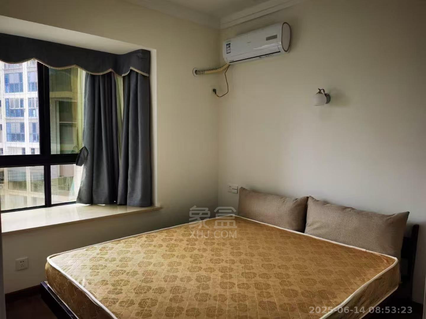 武广国际学苑 3室2厅1卫 2100.0元/月 武广国际学苑 3室2厅1卫 2100.0元/月室内图