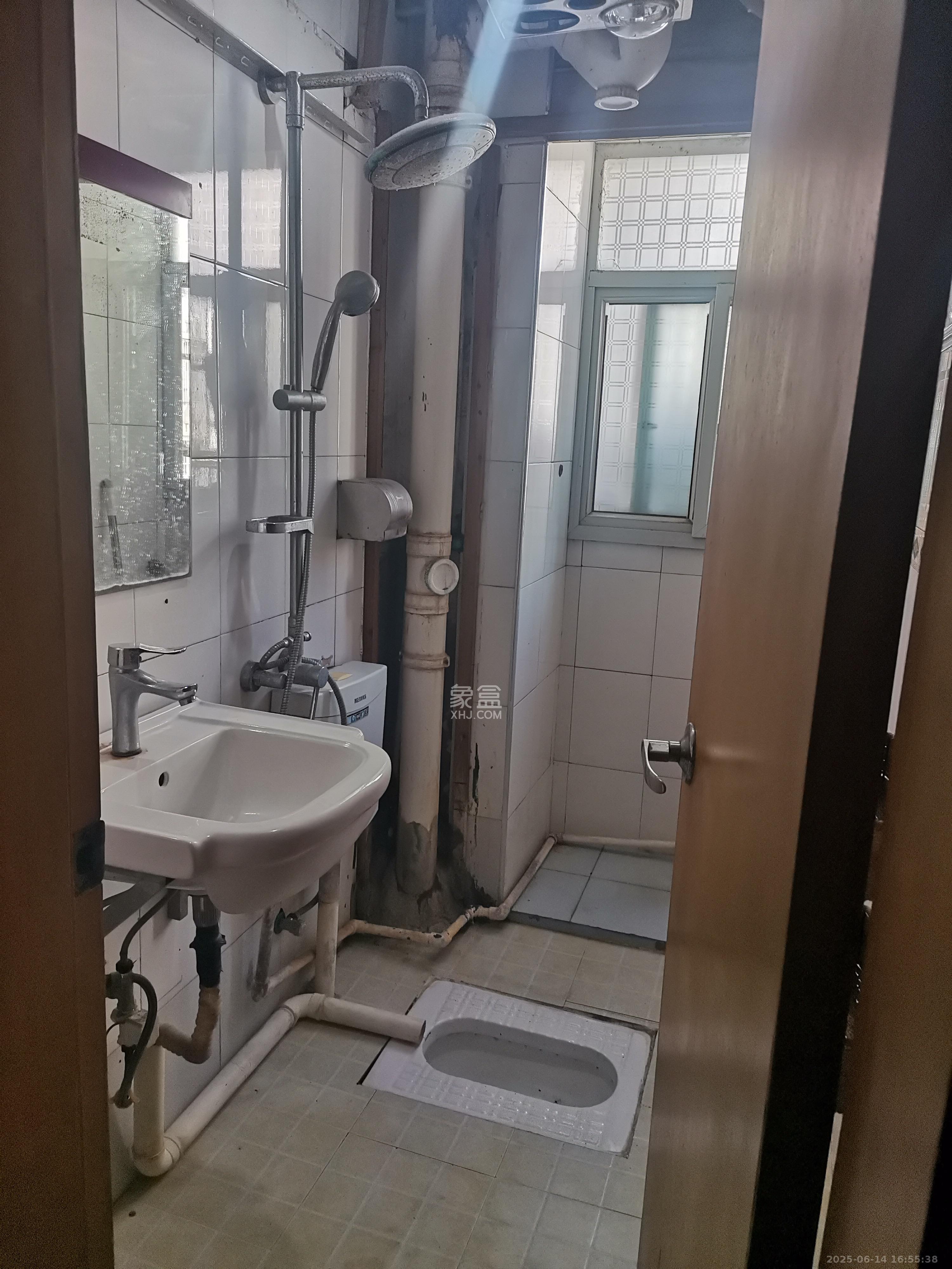 广厦新村 3室1厅1卫 1300.0元/月 广厦新村 3室1厅1卫 1300.0元/月室内图