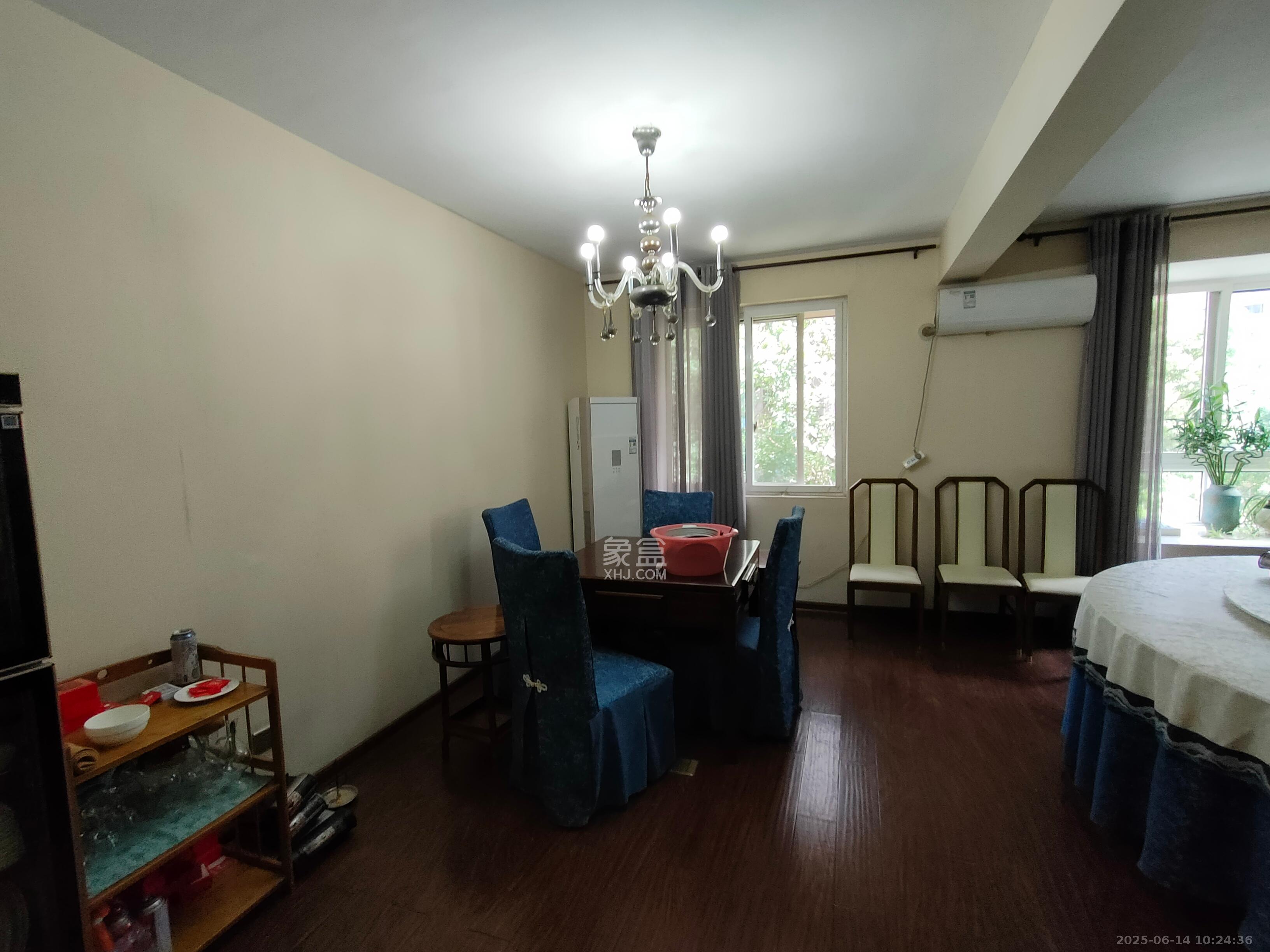 丽景新贵 4室2厅1卫 3800.0元/月 丽景新贵 4室2厅1卫 3800.0元/月室内图