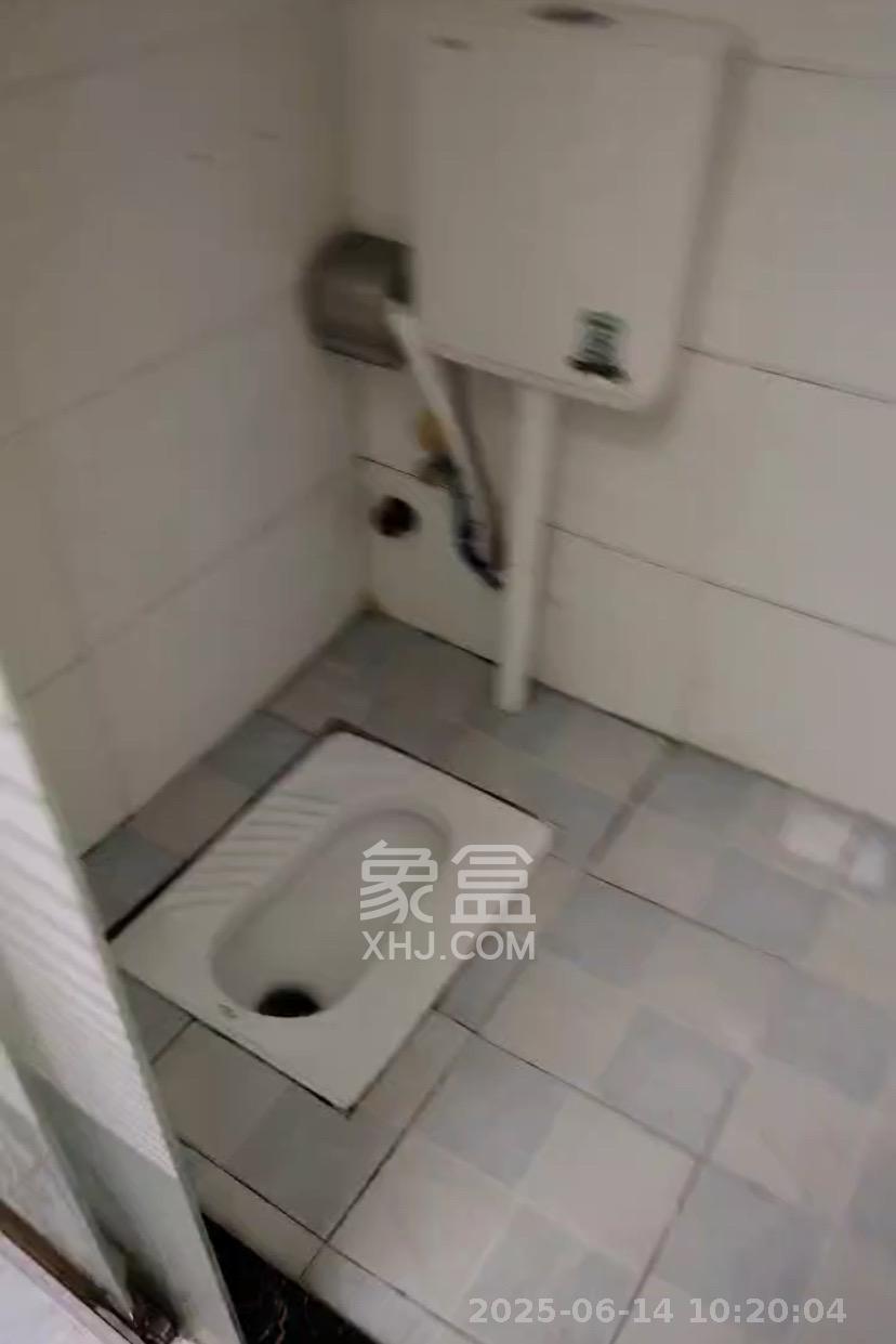 保利麓谷林语I区  2室1厅1卫   1600.00元/月室内图