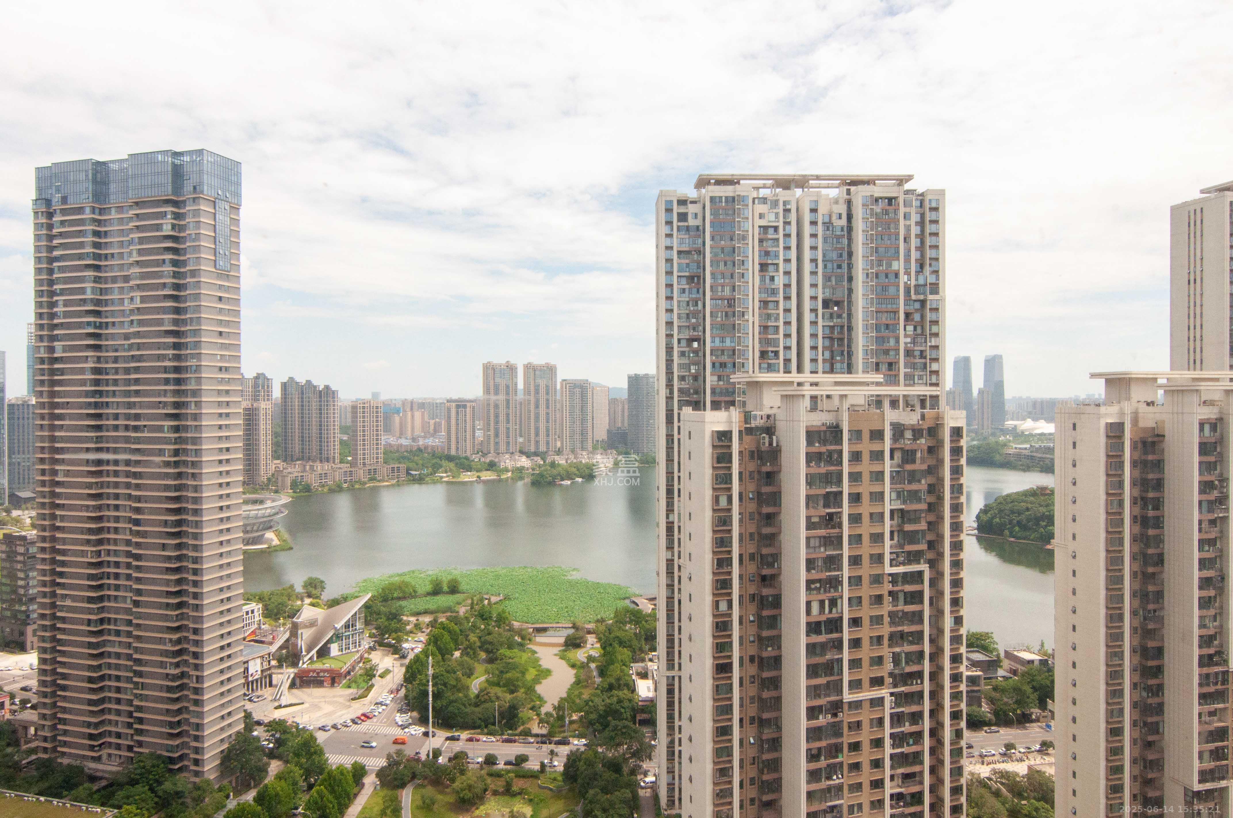 佳兆业云顶梅溪湖（佳兆业梅溪荟）  4室2厅2卫   248.00万其他