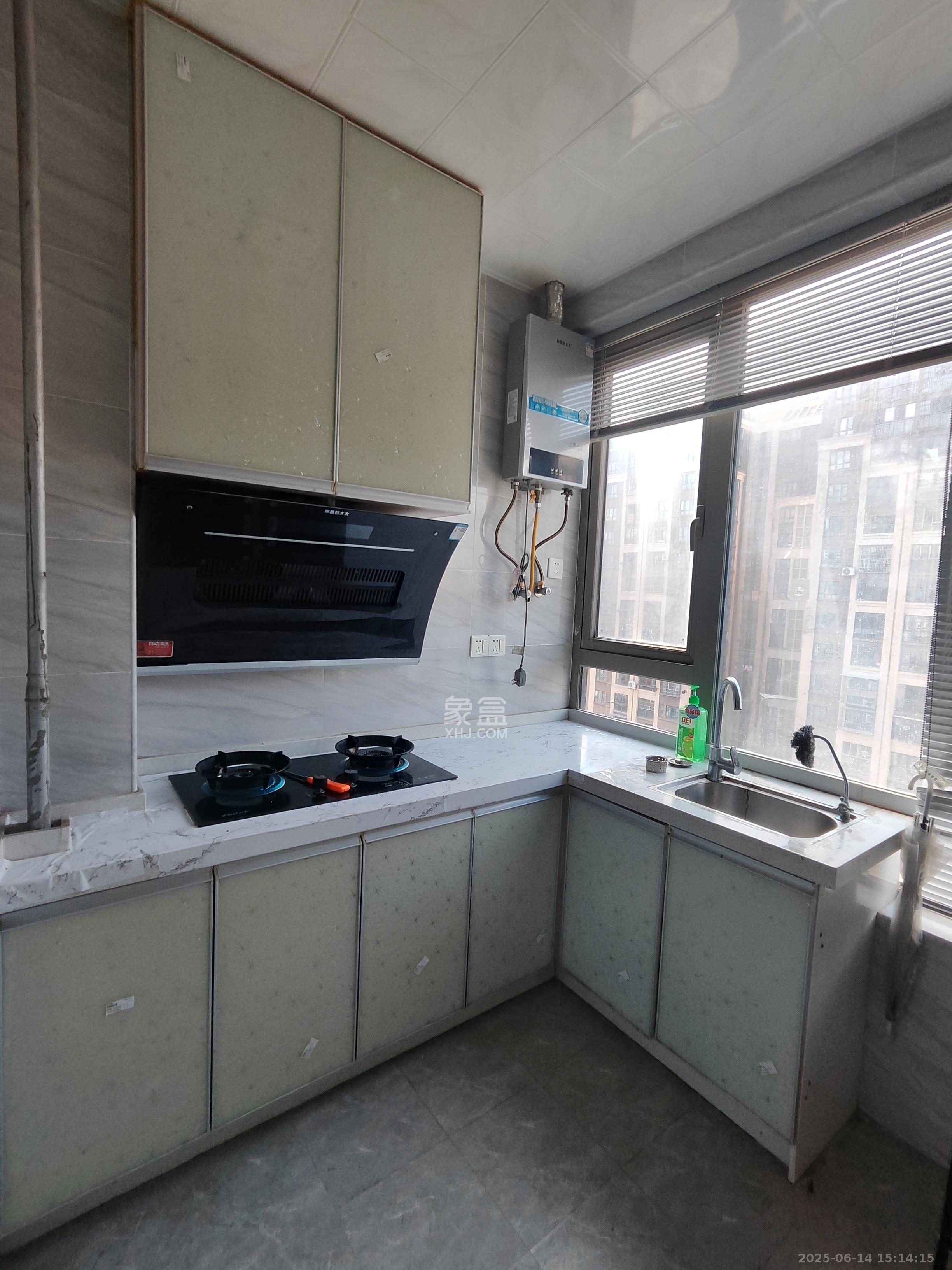 怡海星城 1室1厅1卫 900.0元/月 怡海星城 1室1厅1卫 900.0元/月室内图