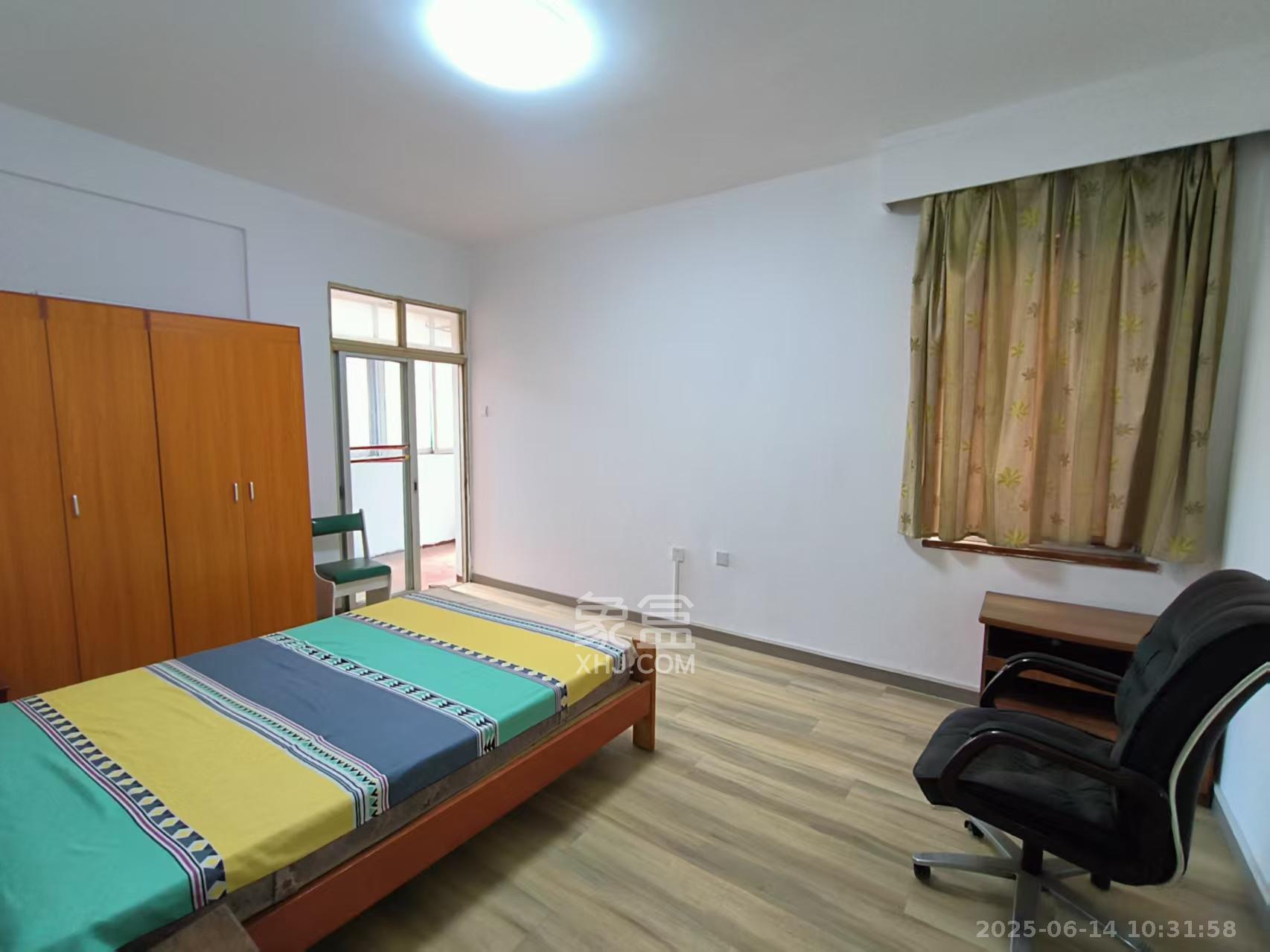 华天大酒店宿舍楼 2室1厅1卫 2900.0元/月 华天大酒店宿舍楼 2室1厅1卫 2900.0元/月室内图