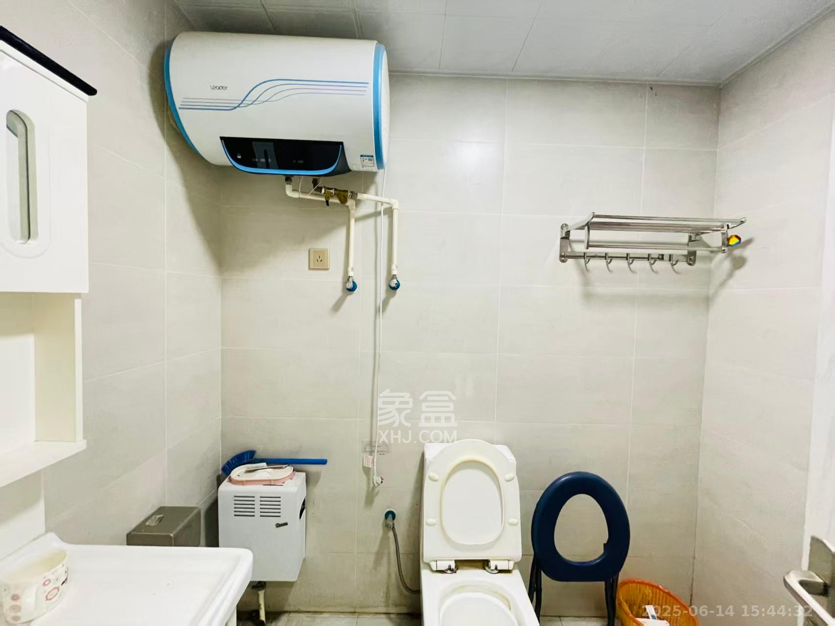 怡海星城 1室1厅1卫 900.0元/月 怡海星城 1室1厅1卫 900.0元/月室内图