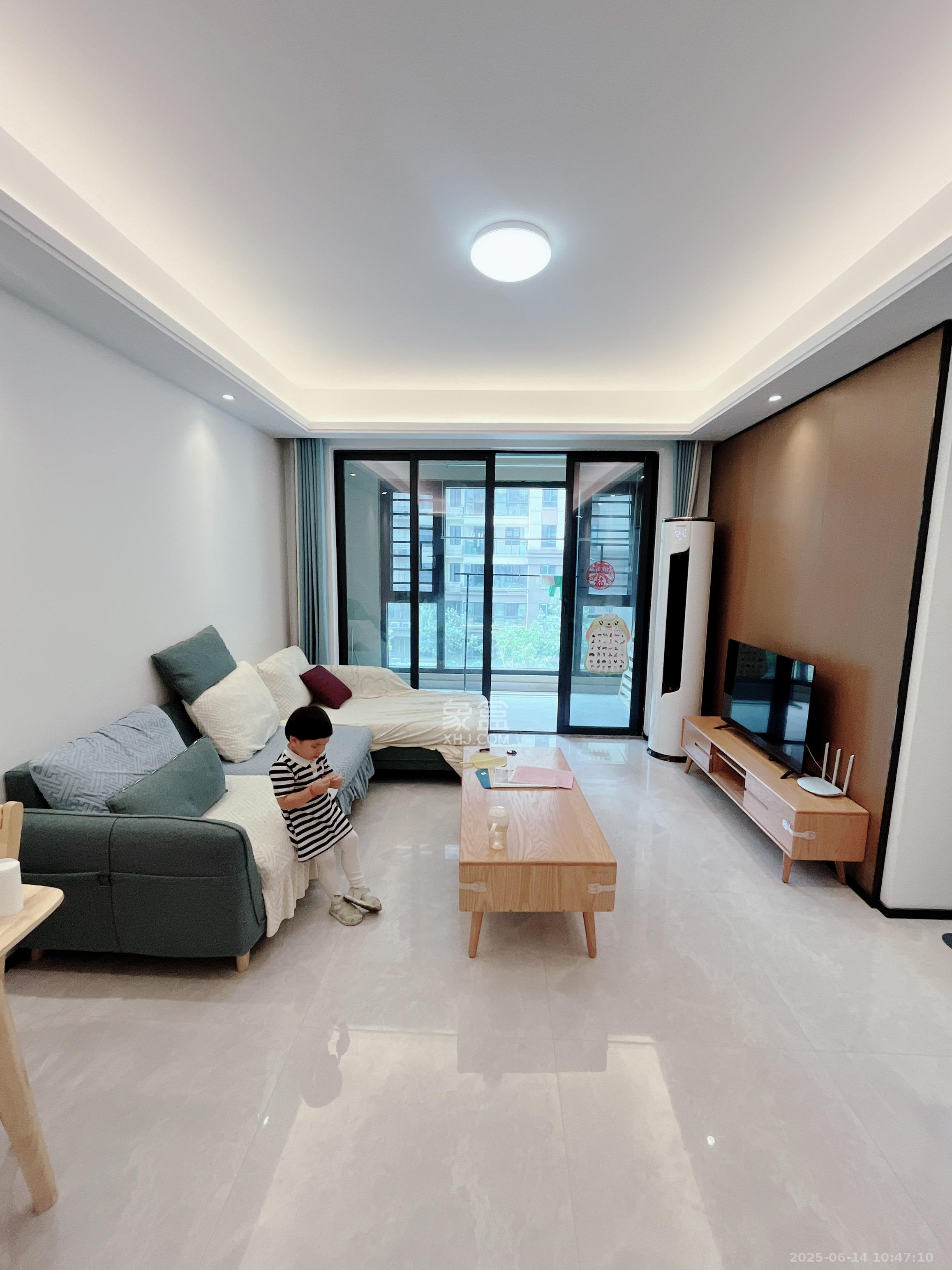 长房云西府一期  3室2厅1卫   2800.00元/月室内图1