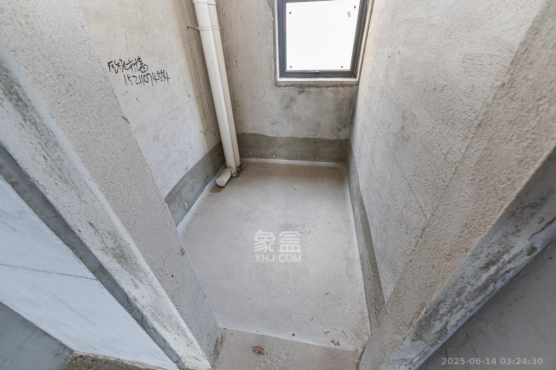 润和又一城 3室2厅2卫 90.0万 润和又一城 3室2厅2卫 90.0万卫生间