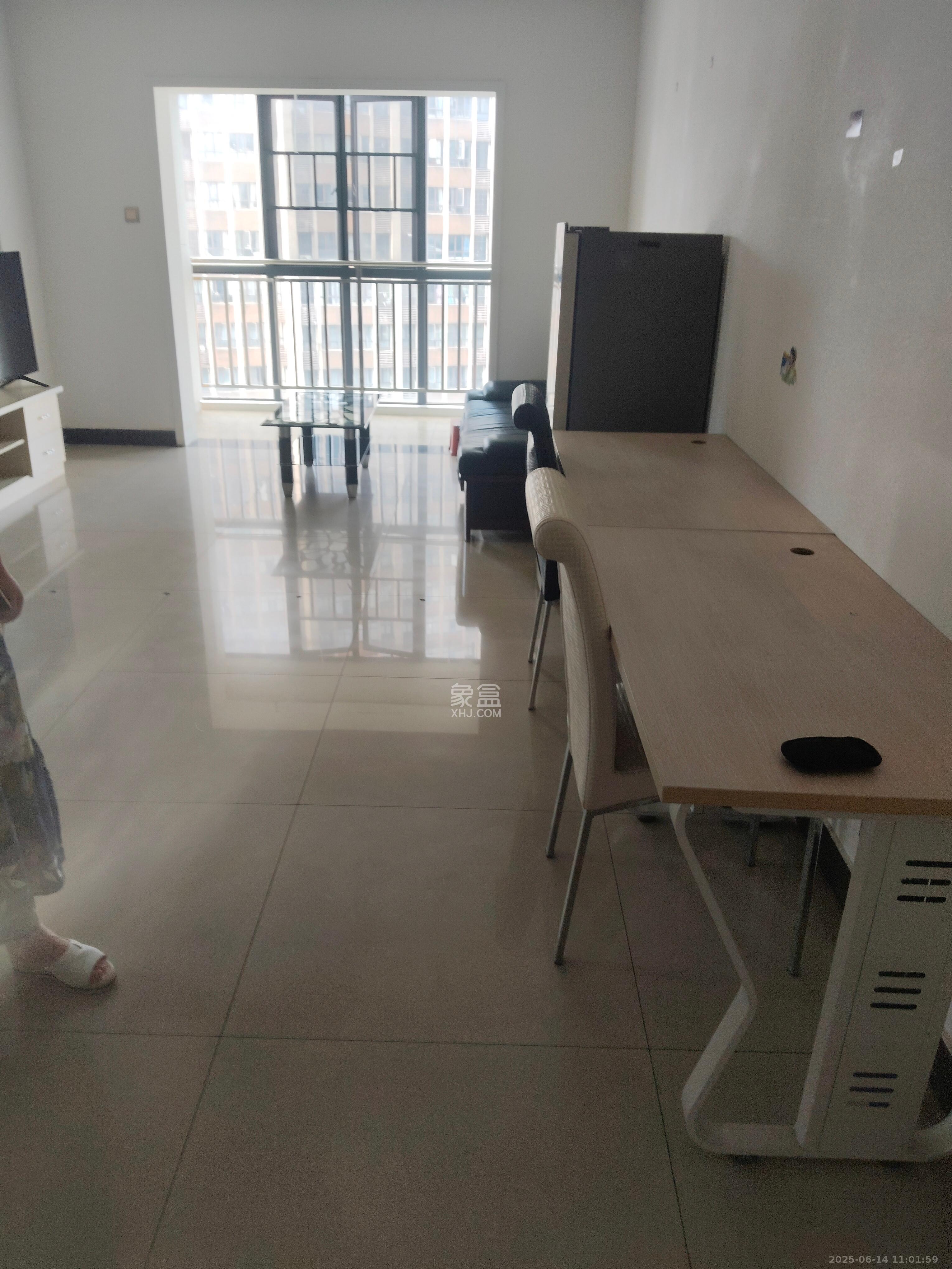 枫丹雅苑(天辰枫丹白露) 2室1厅1卫 3200.0元/月 枫丹雅苑(天辰枫丹白露) 2室1厅1卫 3200.0元/月室内图