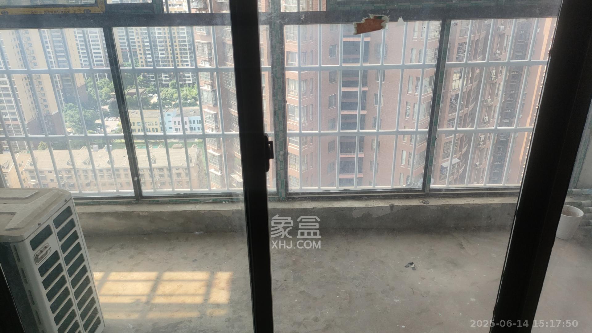 方略潇邦  3室2厅2卫   1800.00元/月室内图