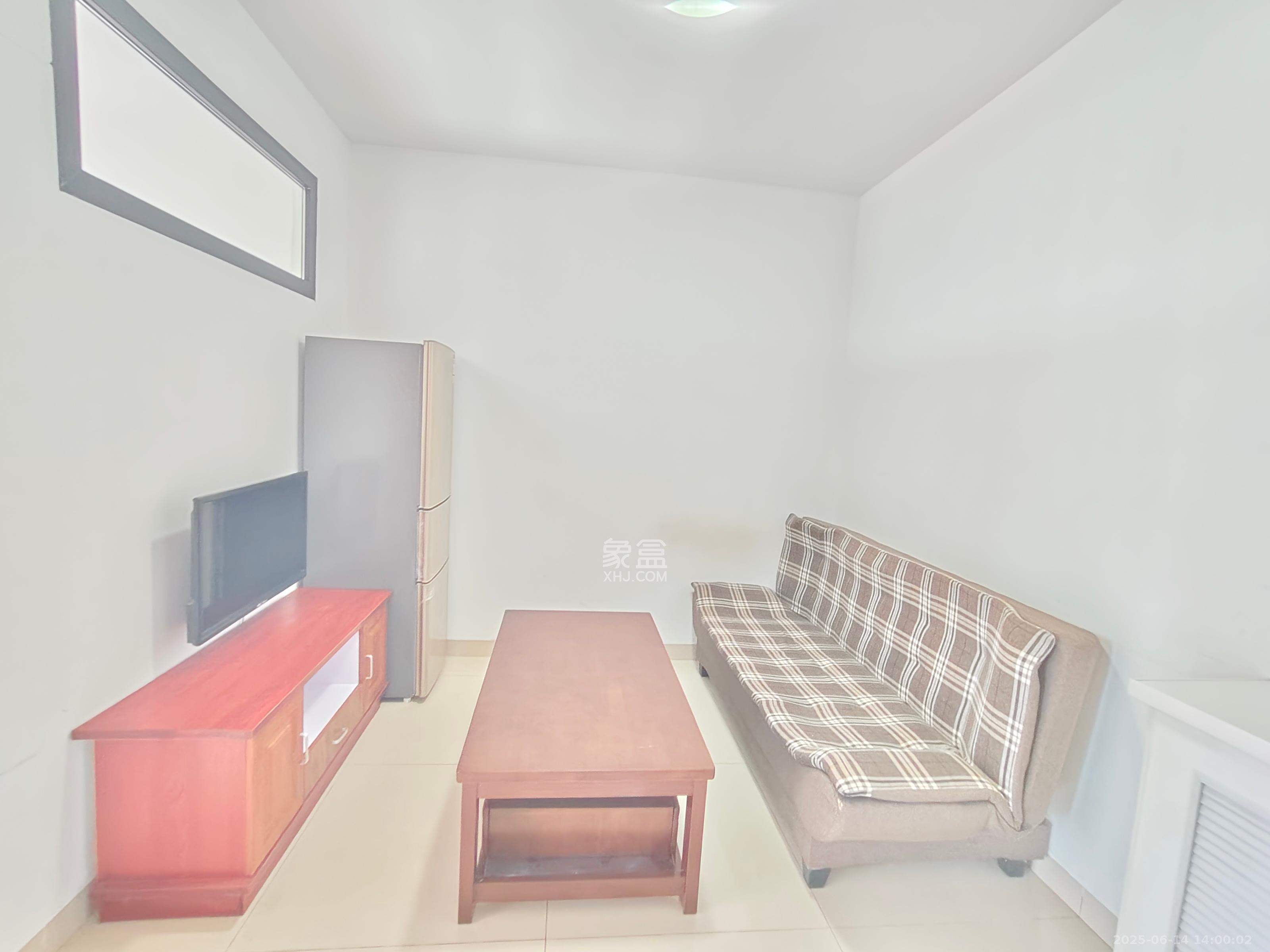 洋湖明园一期  2室1厅1卫   1700.00元/月室内图