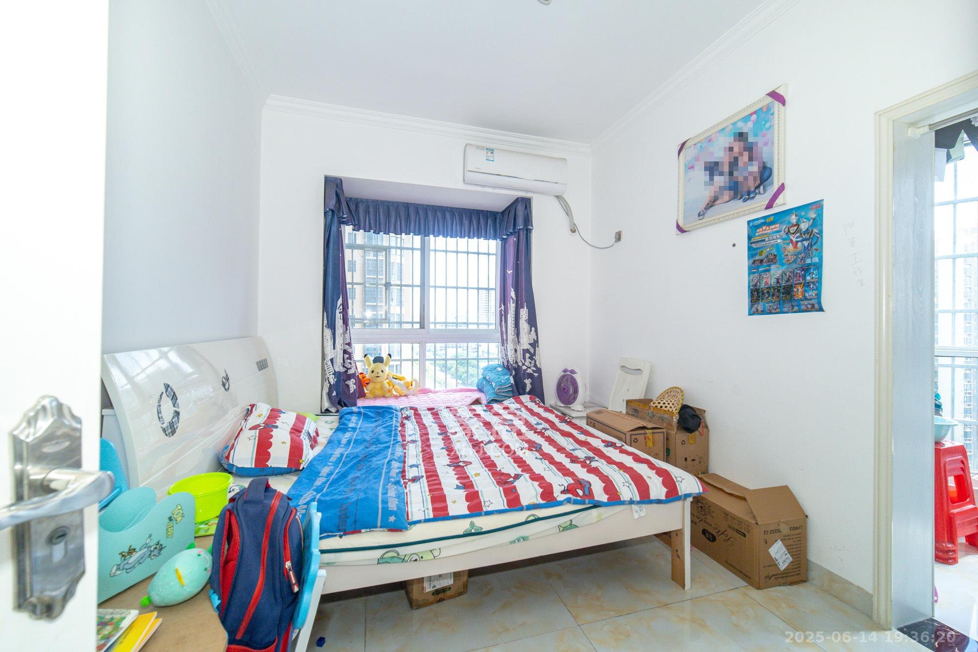 楚天世纪城西苑 2室2厅1卫 49.8万 楚天世纪城西苑 2室2厅1卫 49.8万卧室