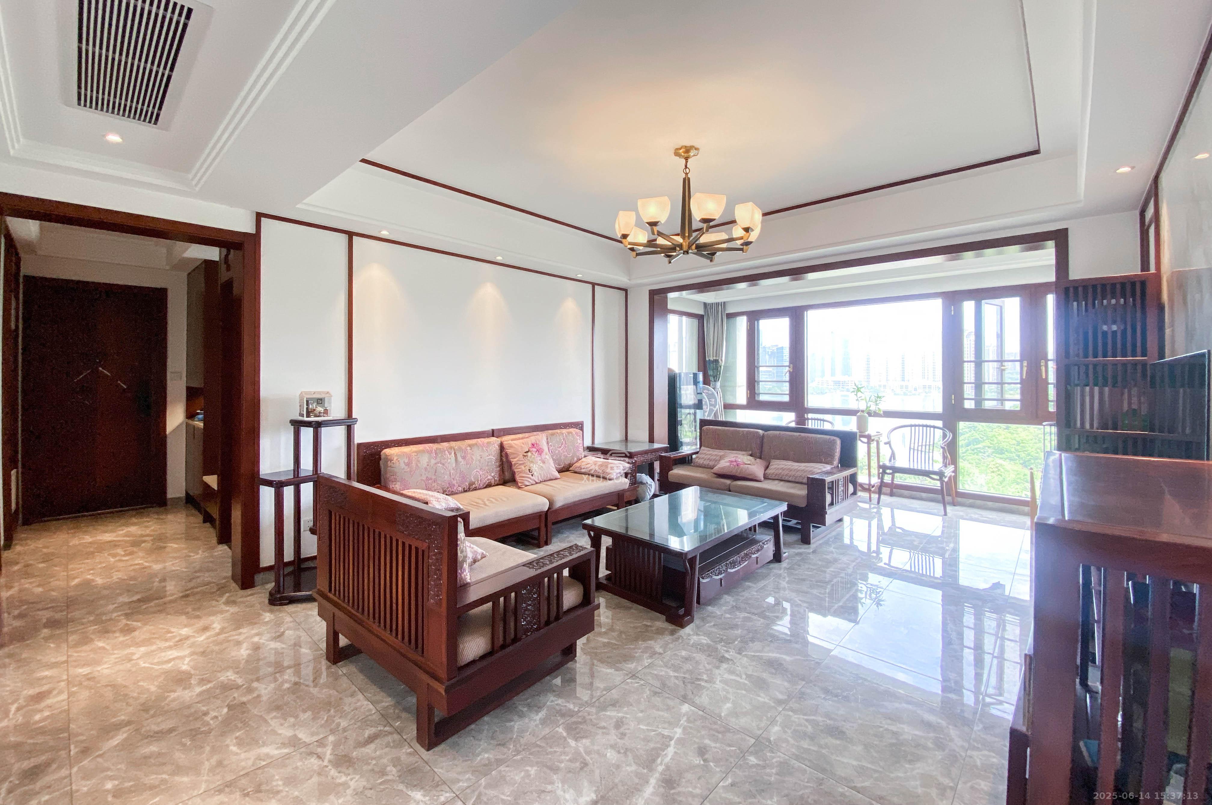 佳兆业云顶梅溪湖(佳兆业梅溪荟)  4室2厅2卫    230.0万 佳兆业云顶梅溪湖(佳兆业梅溪荟)  4室2厅2卫    230.0万客厅