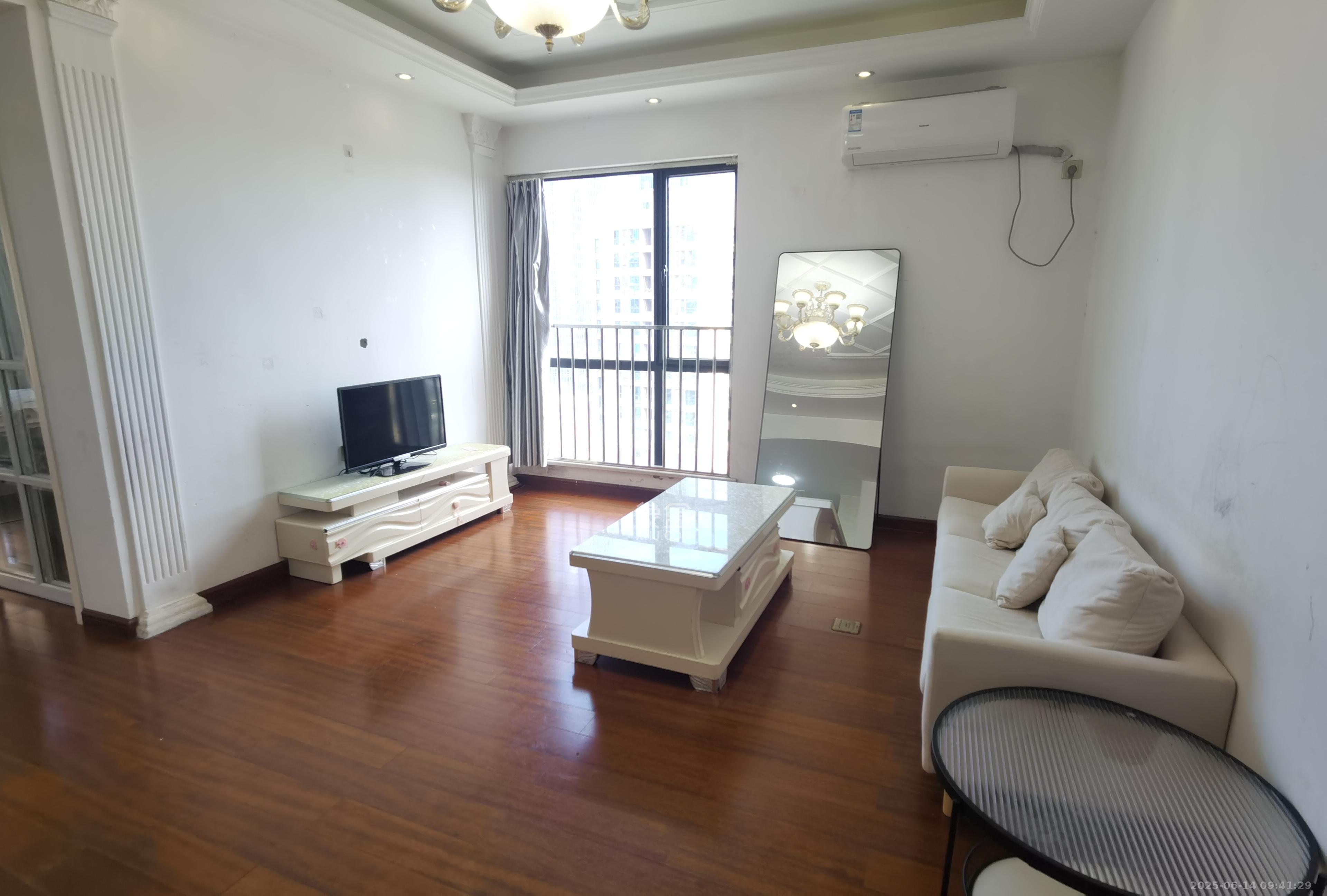 公园9号 2室2厅1卫 3800.0元/月 公园9号 2室2厅1卫 3800.0元/月室内图