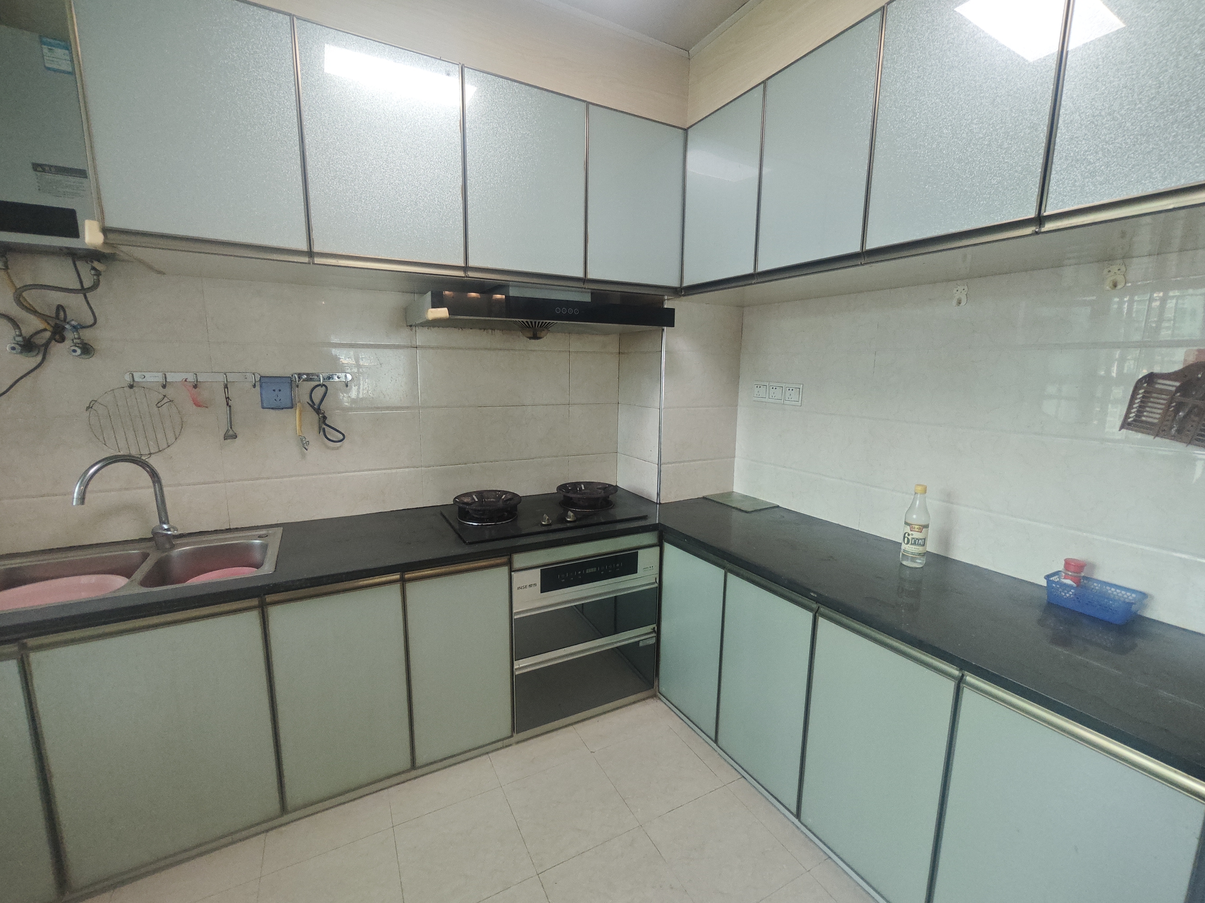 湘水明珠 3室2厅1卫 2200.0元/月 湘水明珠 3室2厅1卫 2200.0元/月室内图