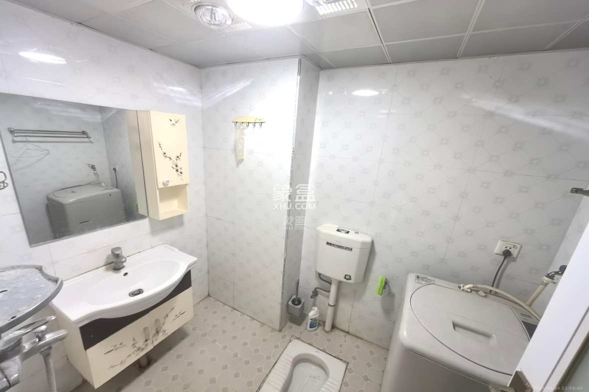 湘府东苑 1室1厅1卫 1200.0元/月 湘府东苑 1室1厅1卫 1200.0元/月室内图