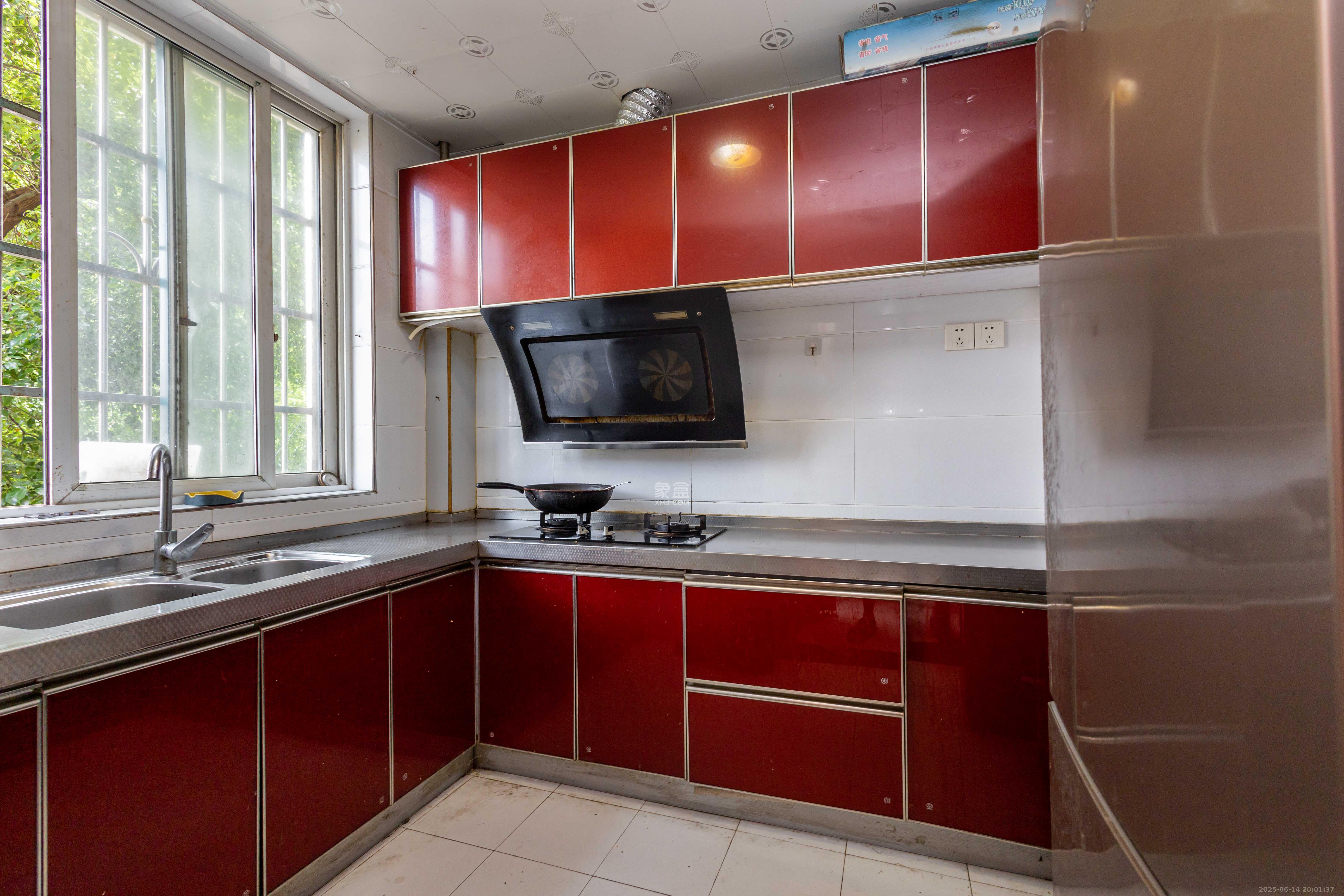 博雅湘水湾  2室2厅1卫    46.0万 博雅湘水湾  2室2厅1卫    46.0万厨房