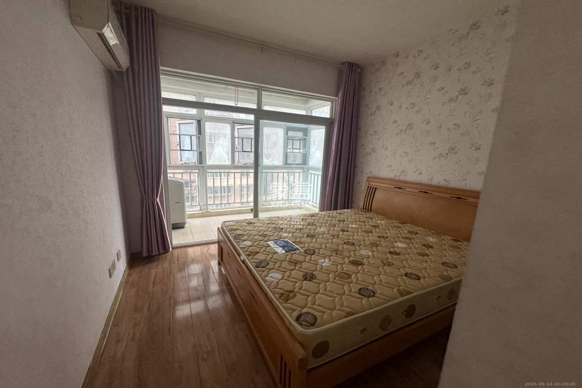 宏泽佳园 3室2厅1卫 3600.0元/月 宏泽佳园 3室2厅1卫 3600.0元/月室内图