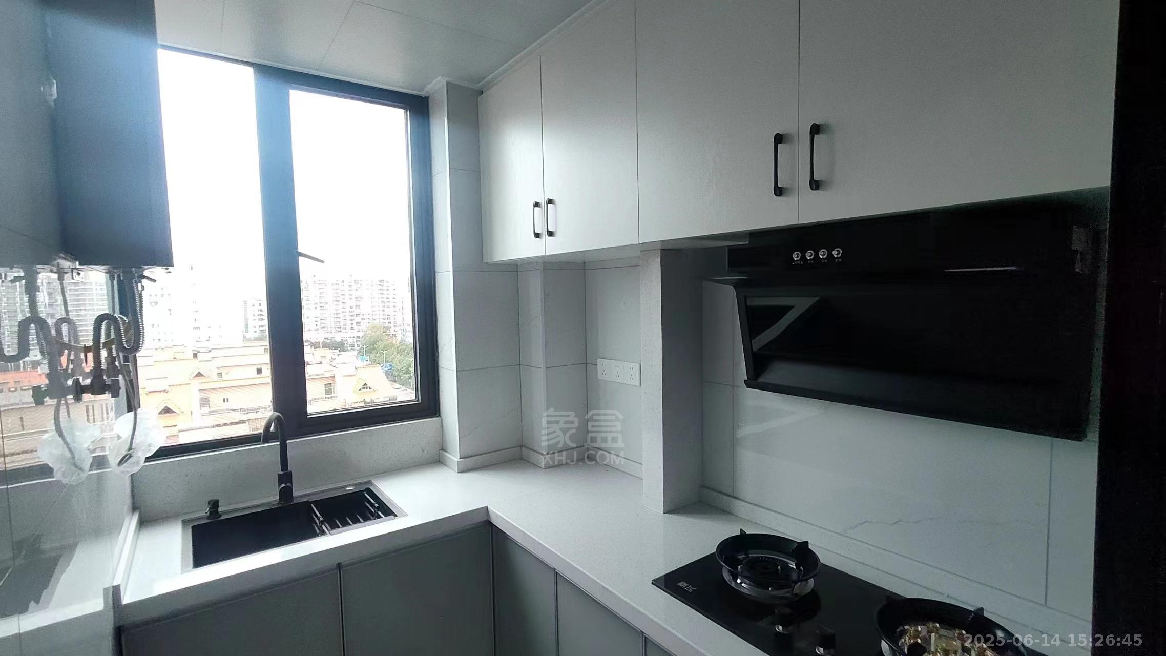 白鹤公馆 1室1厅1卫 1700.0元/月 白鹤公馆 1室1厅1卫 1700.0元/月室内图