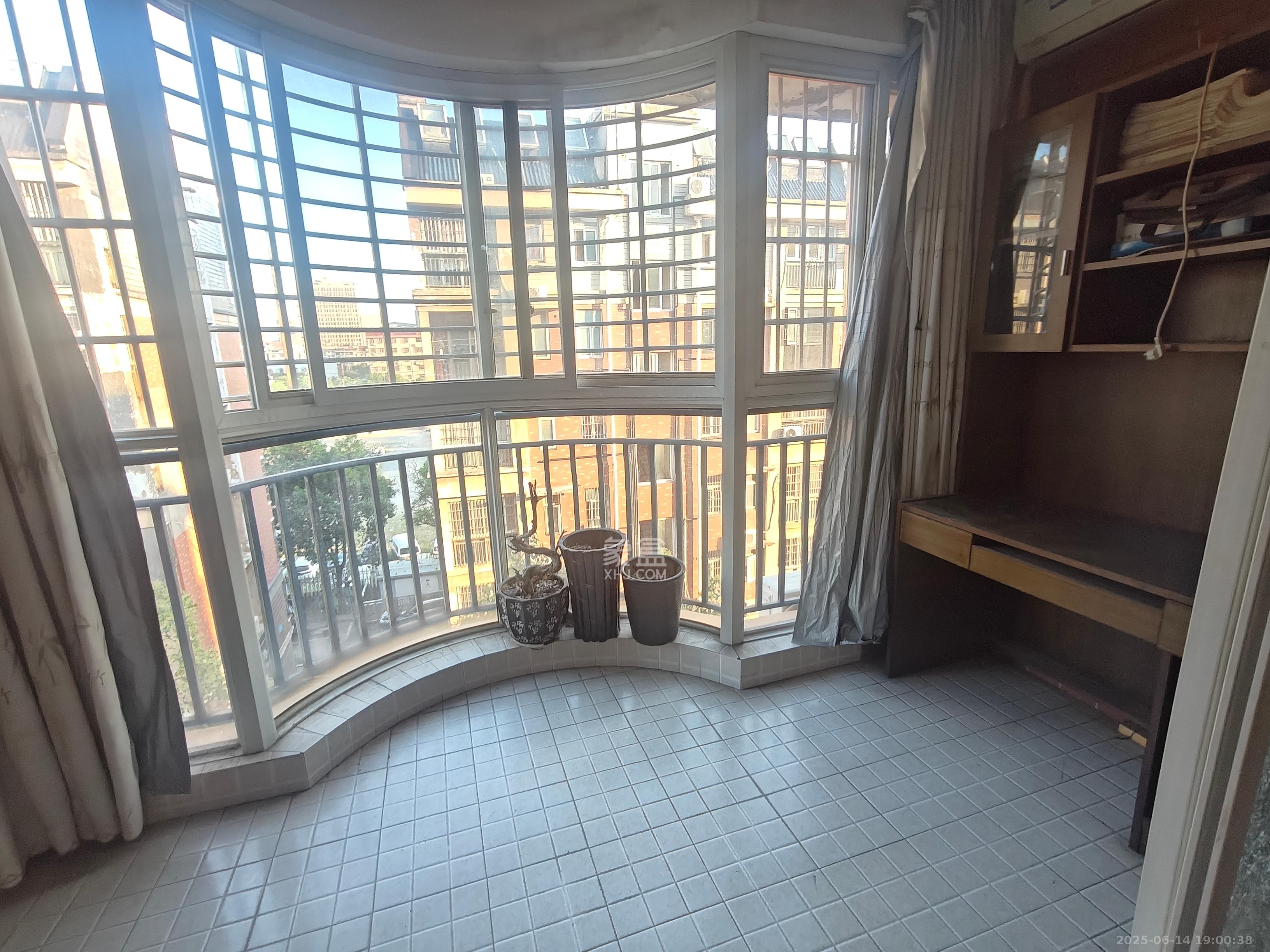 水木兰庭 3室2厅2卫 2100.0元/月 水木兰庭 3室2厅2卫 2100.0元/月室内图