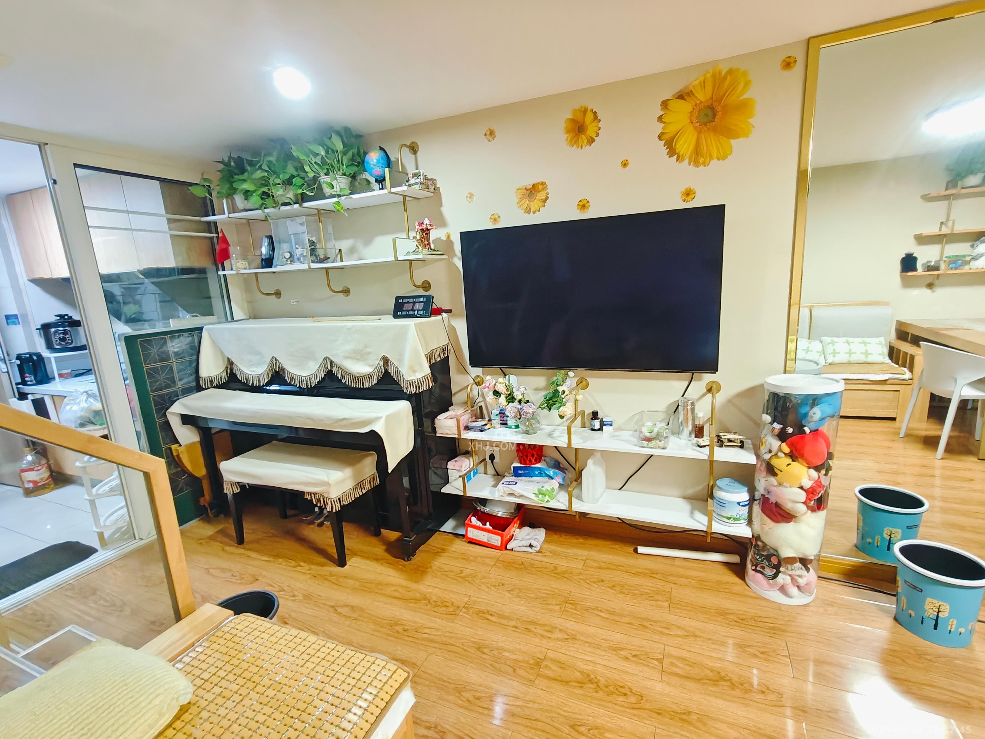 海伦春天  2室1厅1卫   1700.00元/月室内图