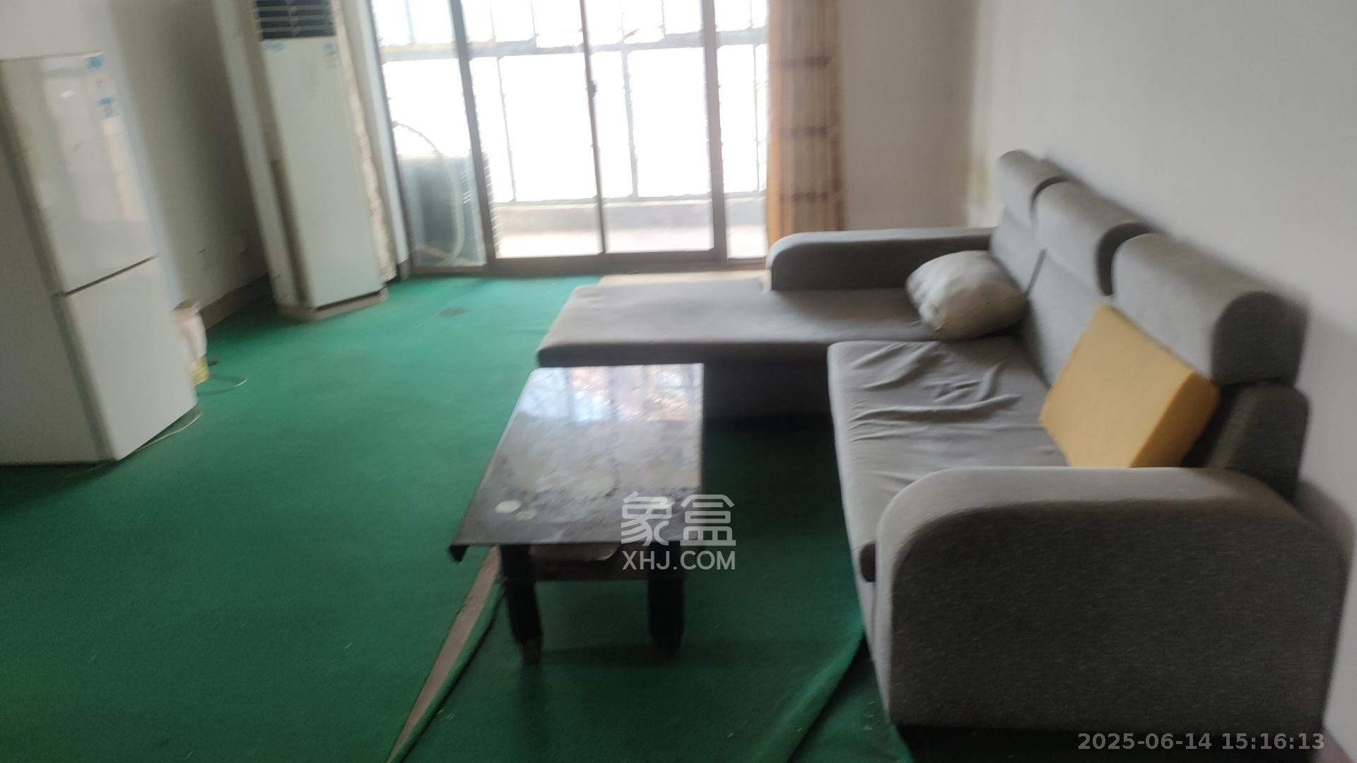 方略潇邦  3室2厅2卫   1800.00元/月