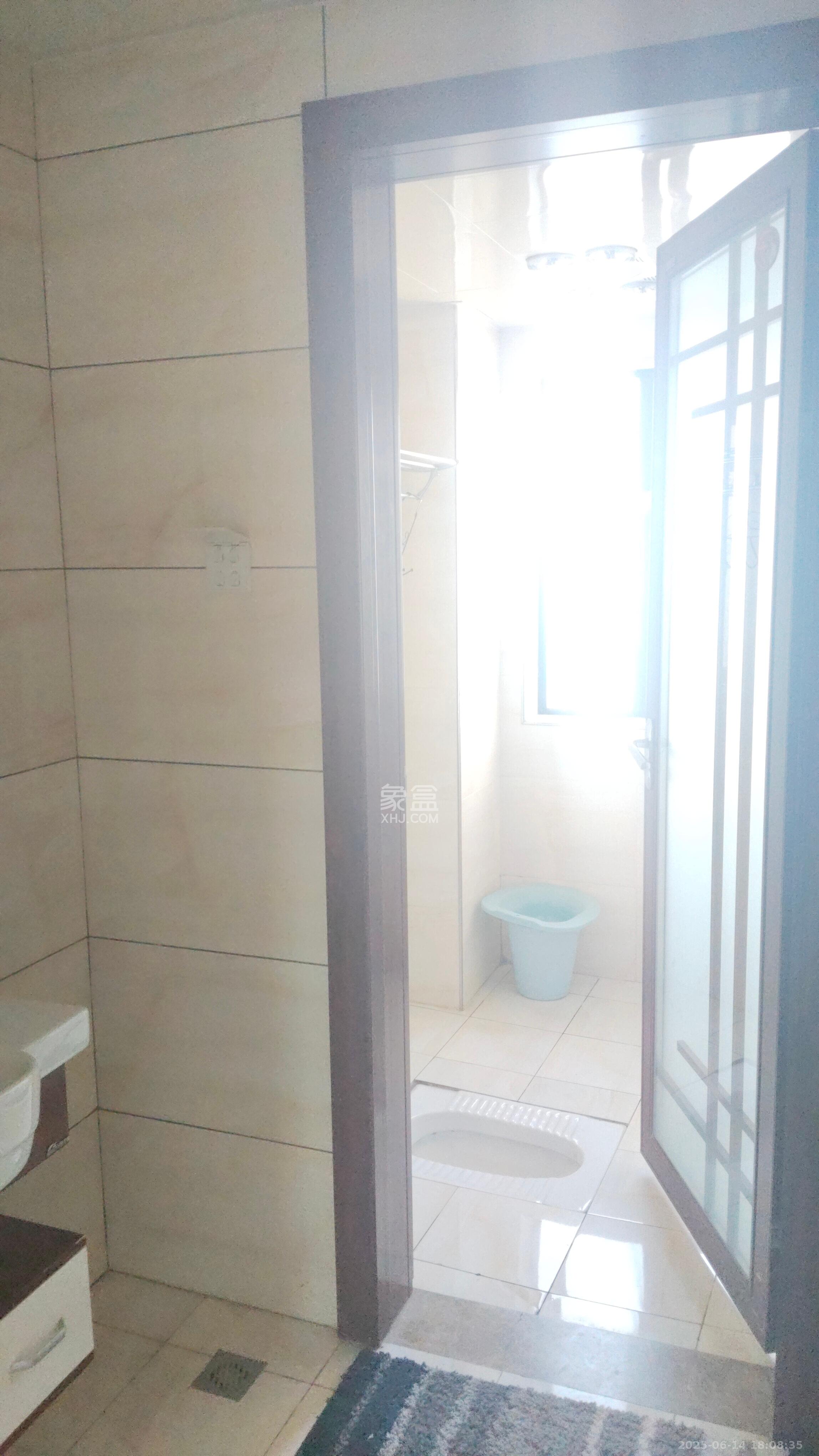 万象凯旋湾 3室2厅1卫 3600.0元/月 万象凯旋湾 3室2厅1卫 3600.0元/月室内图