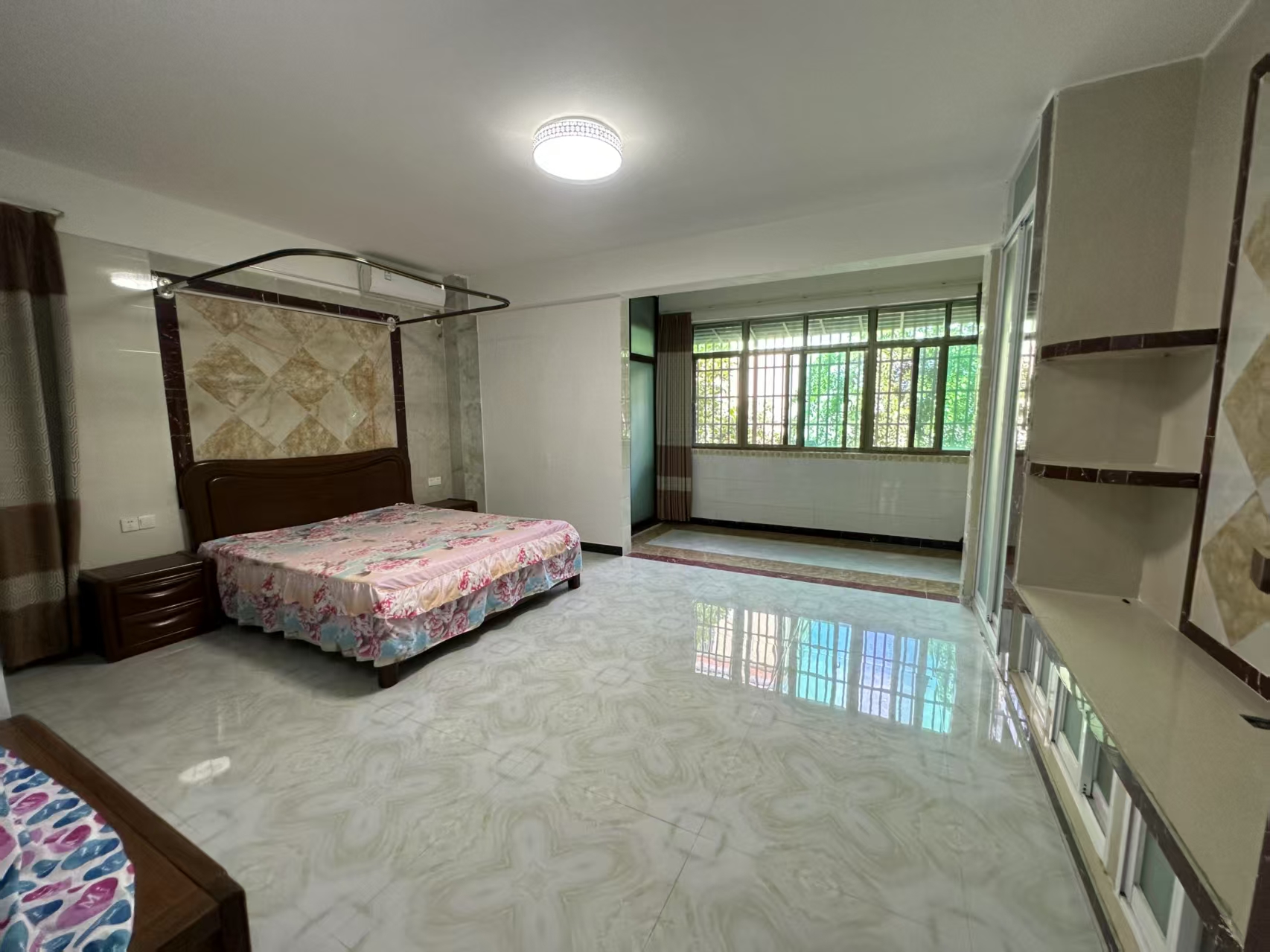 东头村独栋小院 8室3厅4卫 5800.0元/月 东头村独栋小院 8室3厅4卫 5800.0元/月室内图