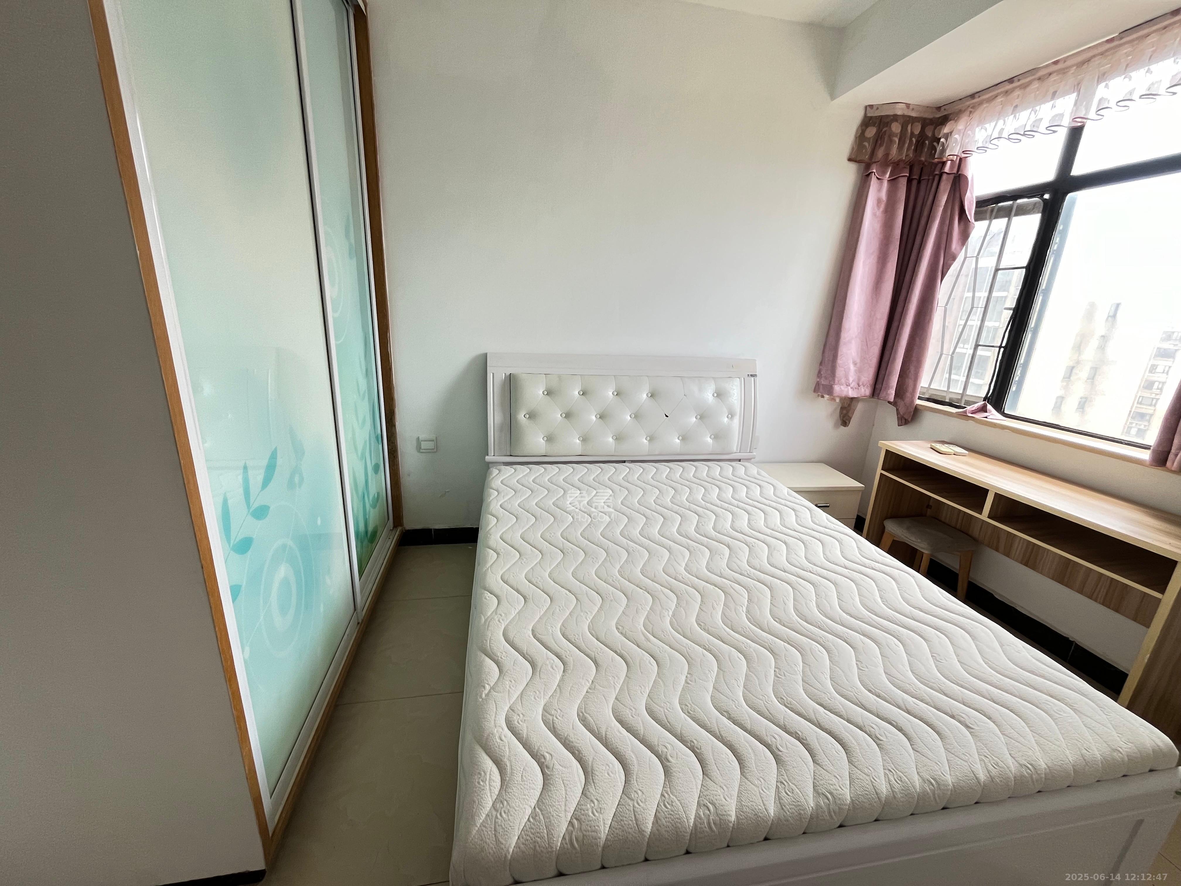 湘水熙园 2室1厅1卫 1800.0元/月 湘水熙园 2室1厅1卫 1800.0元/月室内图