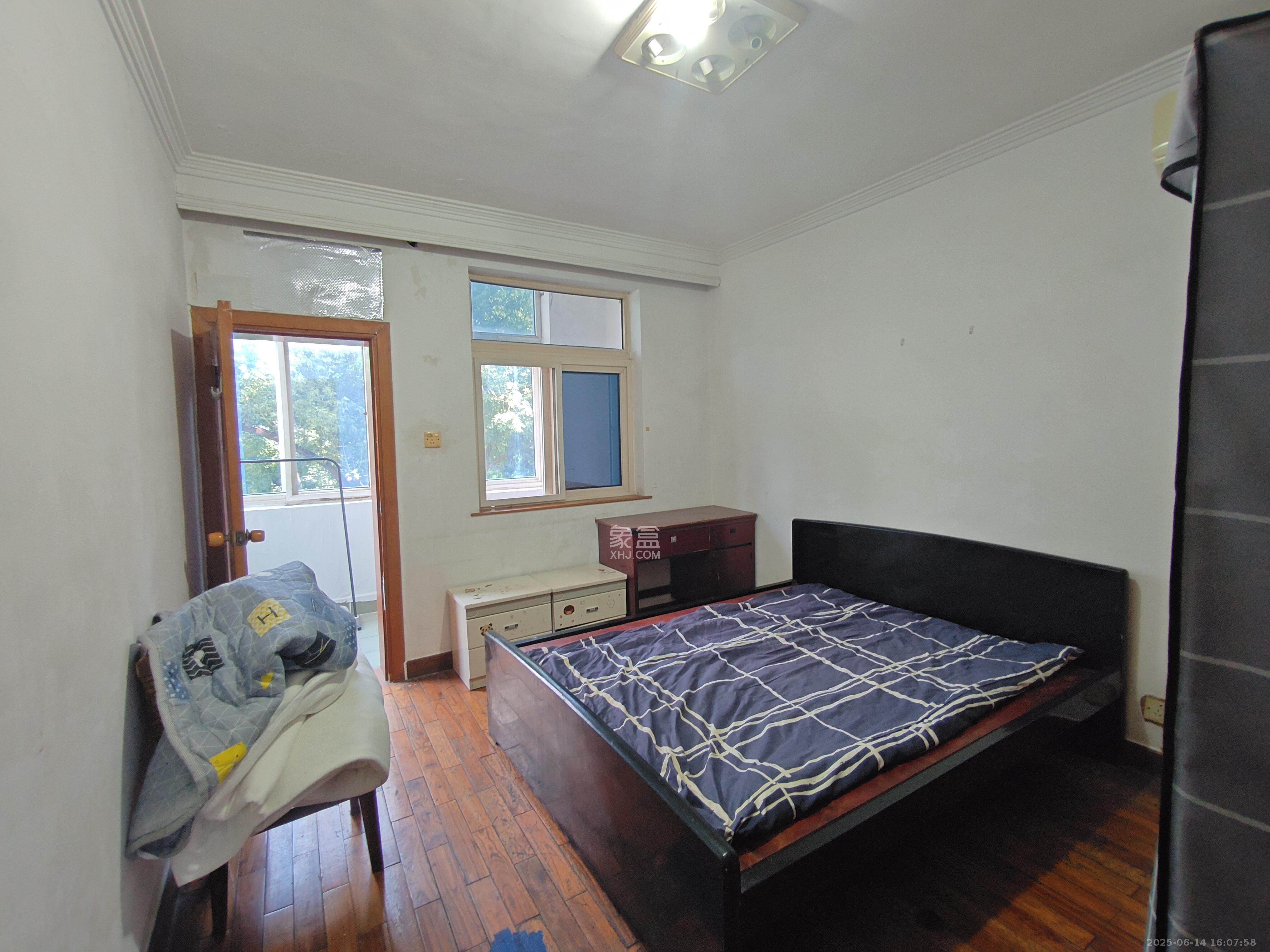 希圣园 1室0厅0卫 1600.0元/月 希圣园 1室0厅0卫 1600.0元/月室内图