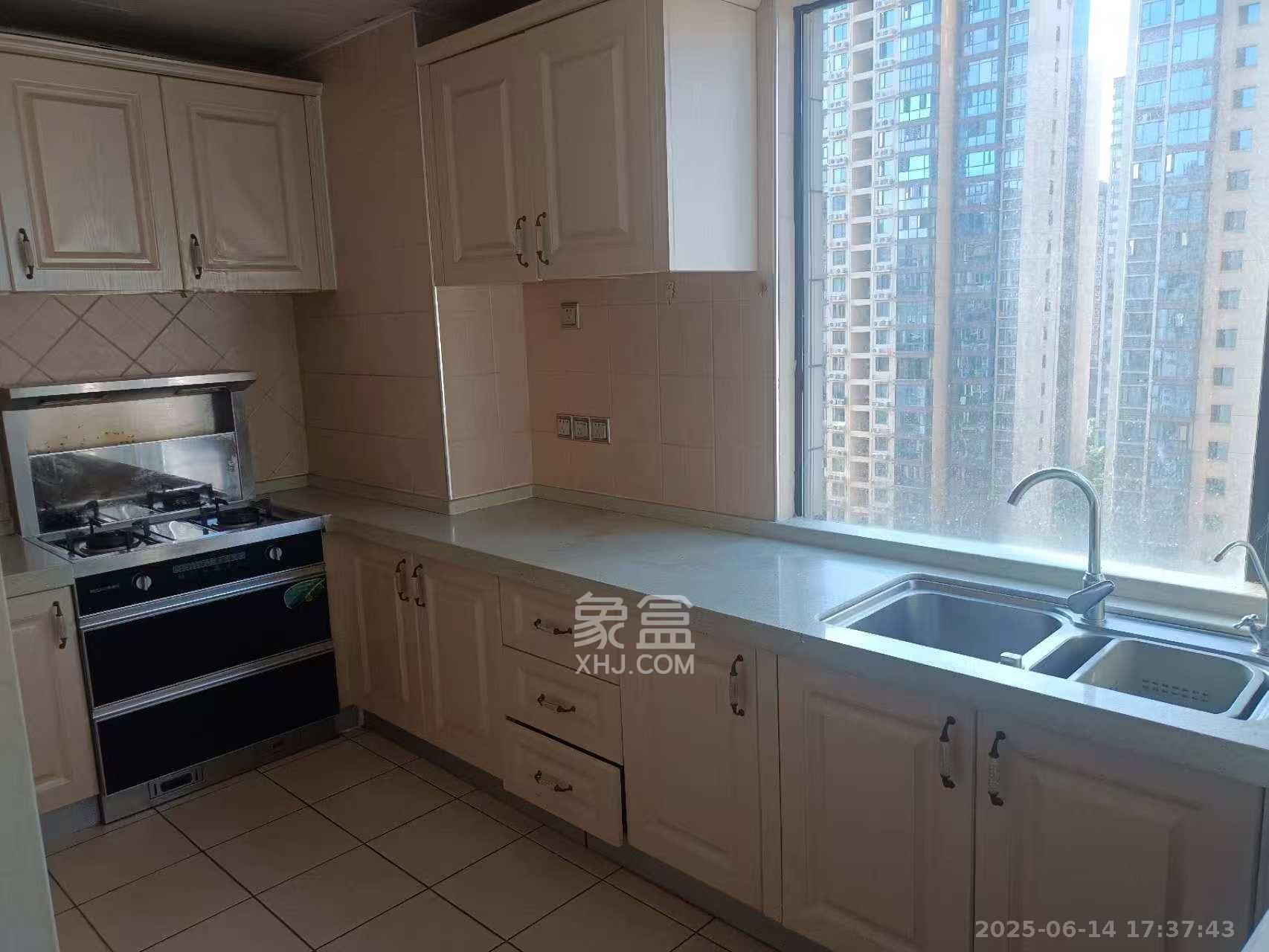 茂华国际湘 4室2厅2卫 3800.0元/月 茂华国际湘 4室2厅2卫 3800.0元/月室内图