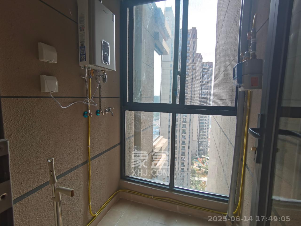 恒大上林苑  3室2厅1卫    2600.0元/月室内图