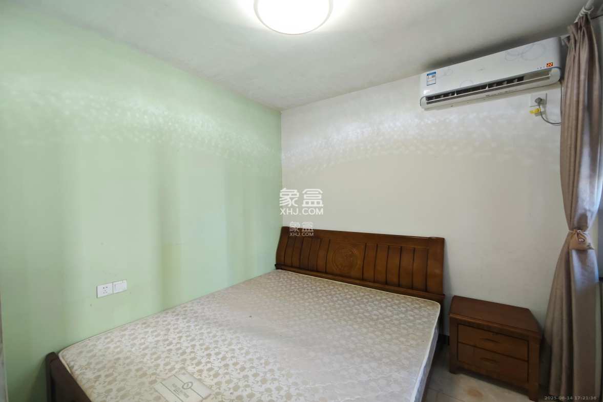 梅溪鑫苑名家 3室2厅1卫 2400.0元/月 梅溪鑫苑名家 3室2厅1卫 2400.0元/月室内图