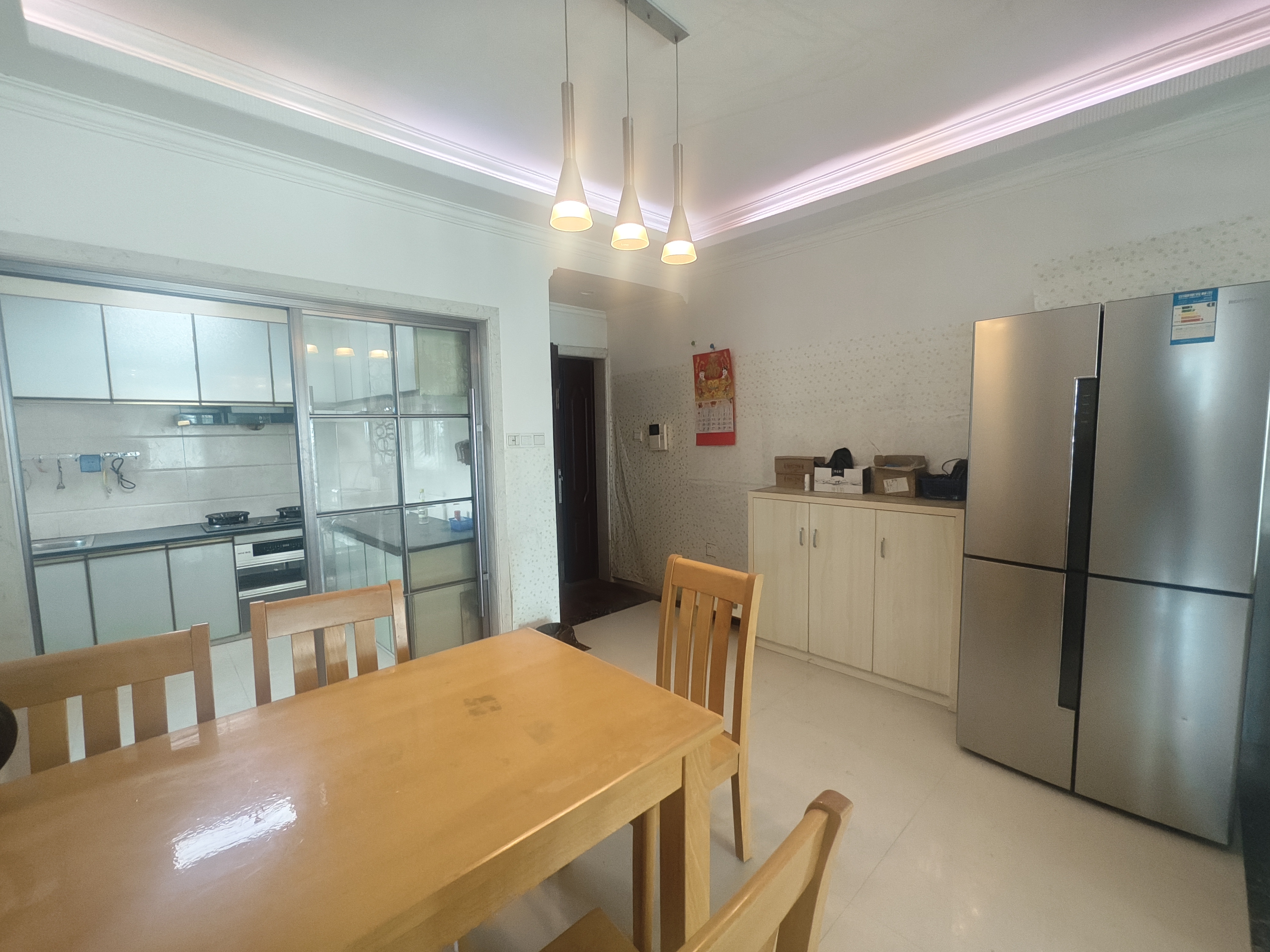 湘水明珠 3室2厅1卫 2200.0元/月 湘水明珠 3室2厅1卫 2200.0元/月室内图