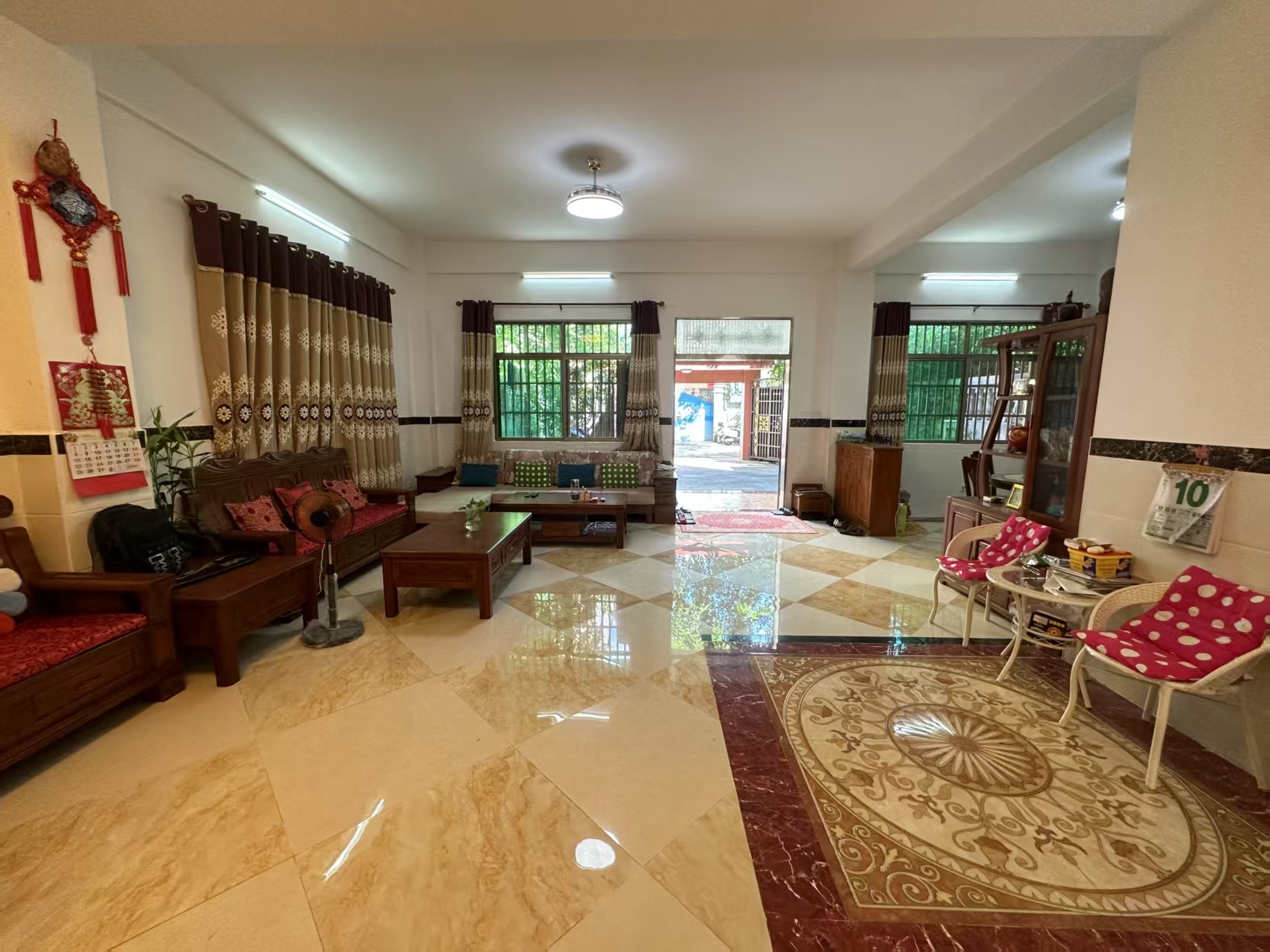 东头村独栋小院 8室3厅4卫 5800.0元/月 东头村独栋小院 8室3厅4卫 5800.0元/月室内图