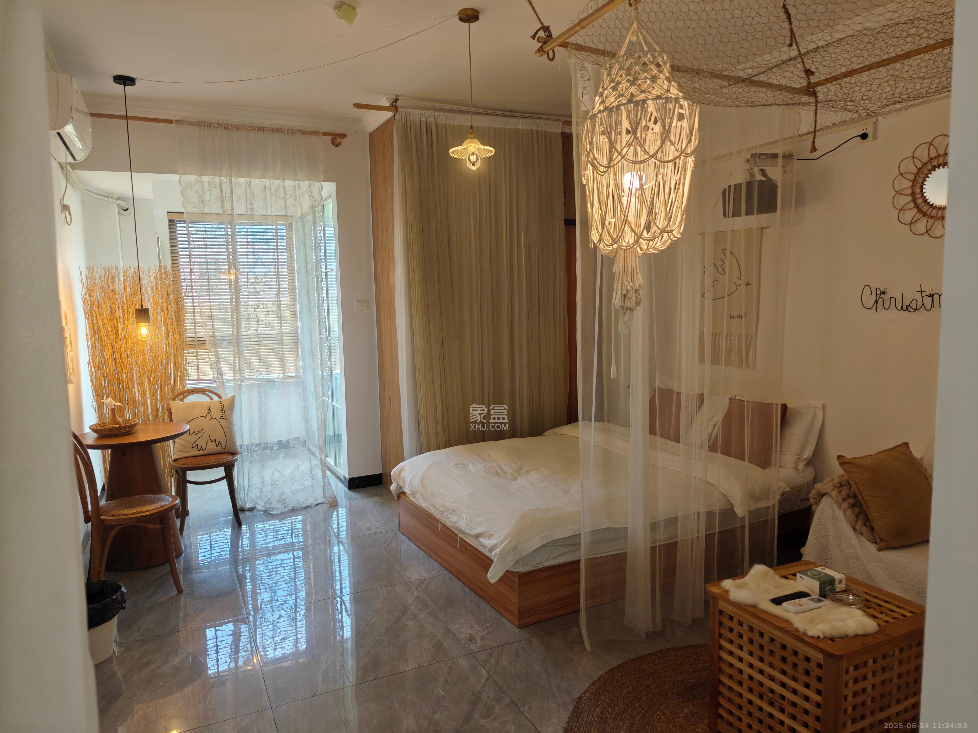 中信凯旋蓝岸（中信新城三期）  1室1厅1卫    1500.0元/月室内图