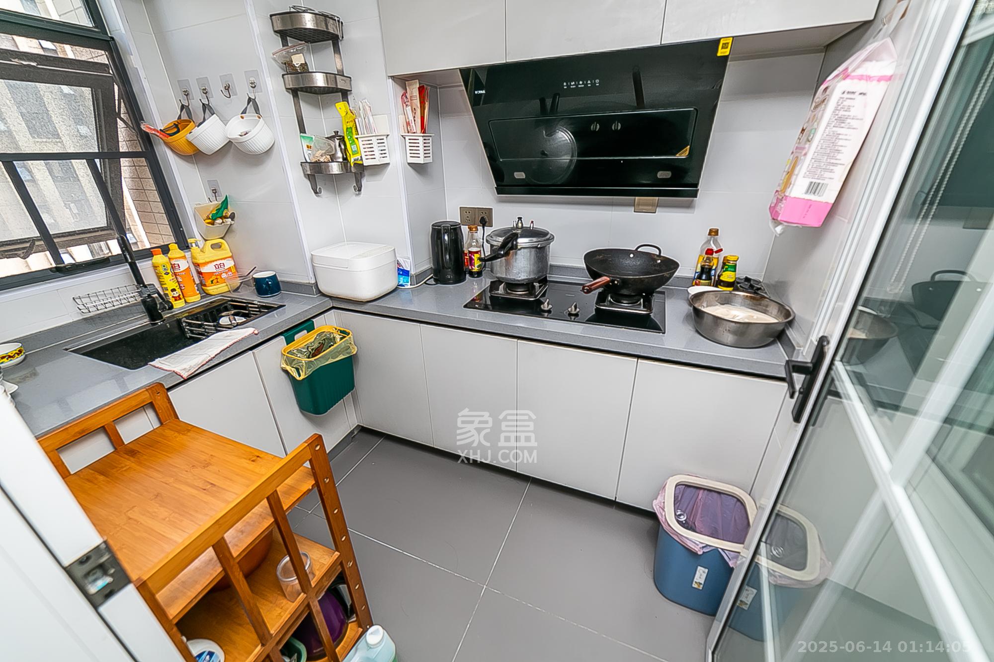 天鸿天府(天鸿中央大院) 2室1厅1卫 36.0万 天鸿天府(天鸿中央大院) 2室1厅1卫 36.0万其他