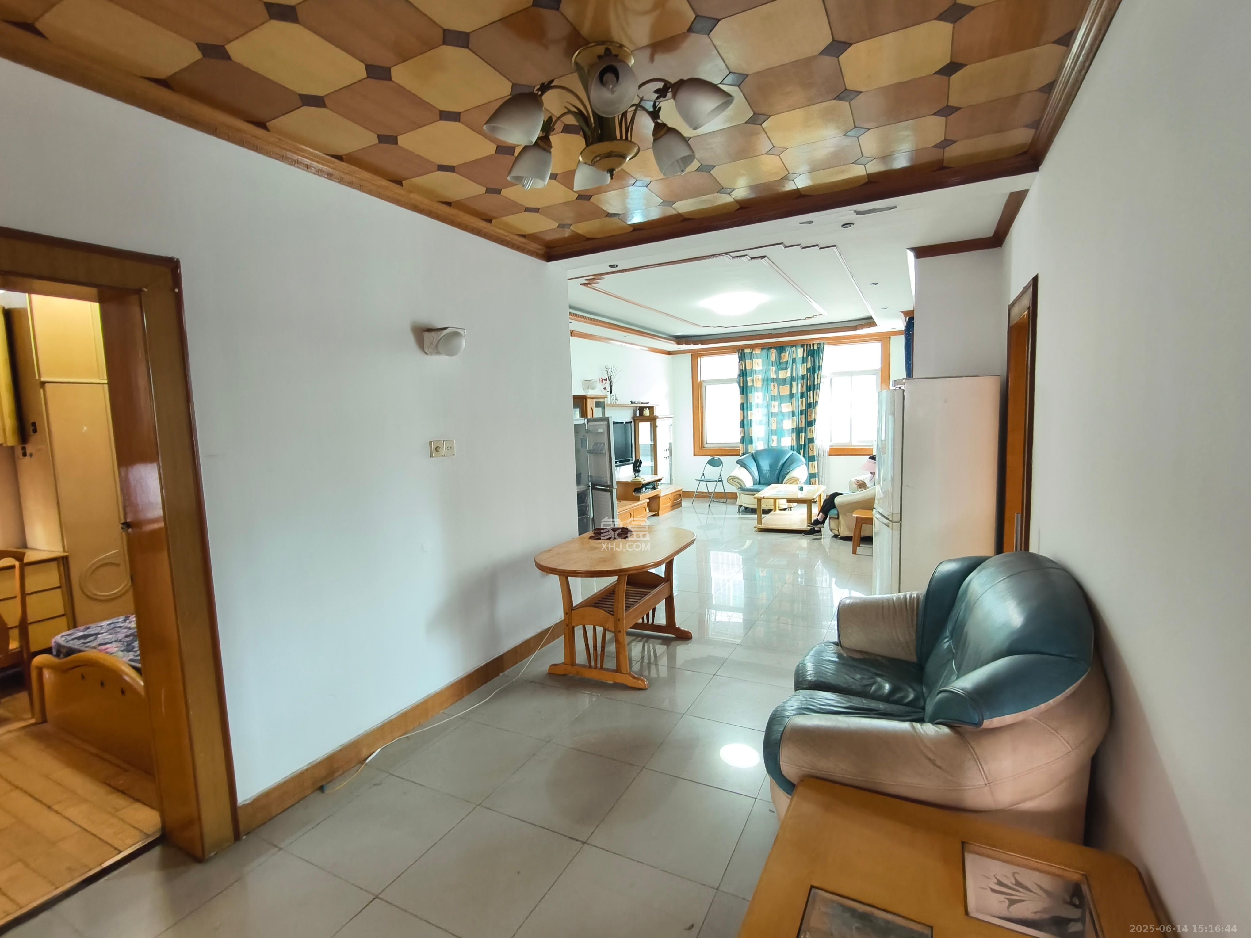 复兴街(陈家巷)散盘 4室2厅2卫 2500.0元/月 复兴街(陈家巷)散盘 4室2厅2卫 2500.0元/月室内图