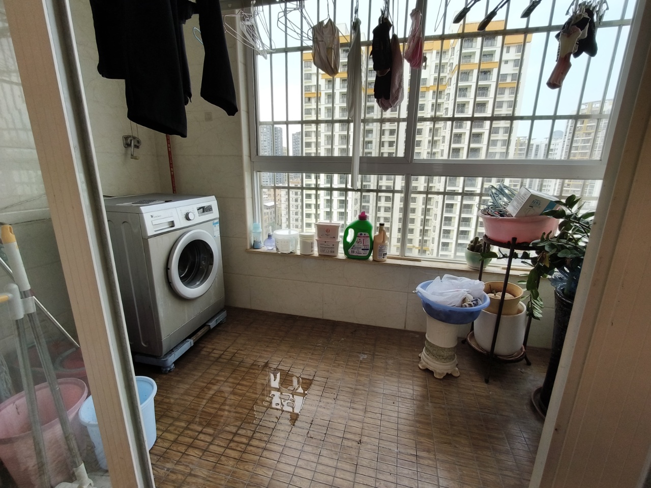 万佳新城  3室2厅2卫   194.00万室内图