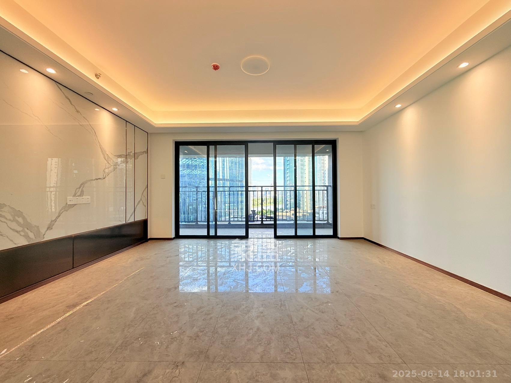 滨江府1913 5室2厅3卫 8000.0元/月 滨江府1913 5室2厅3卫 8000.0元/月室内图