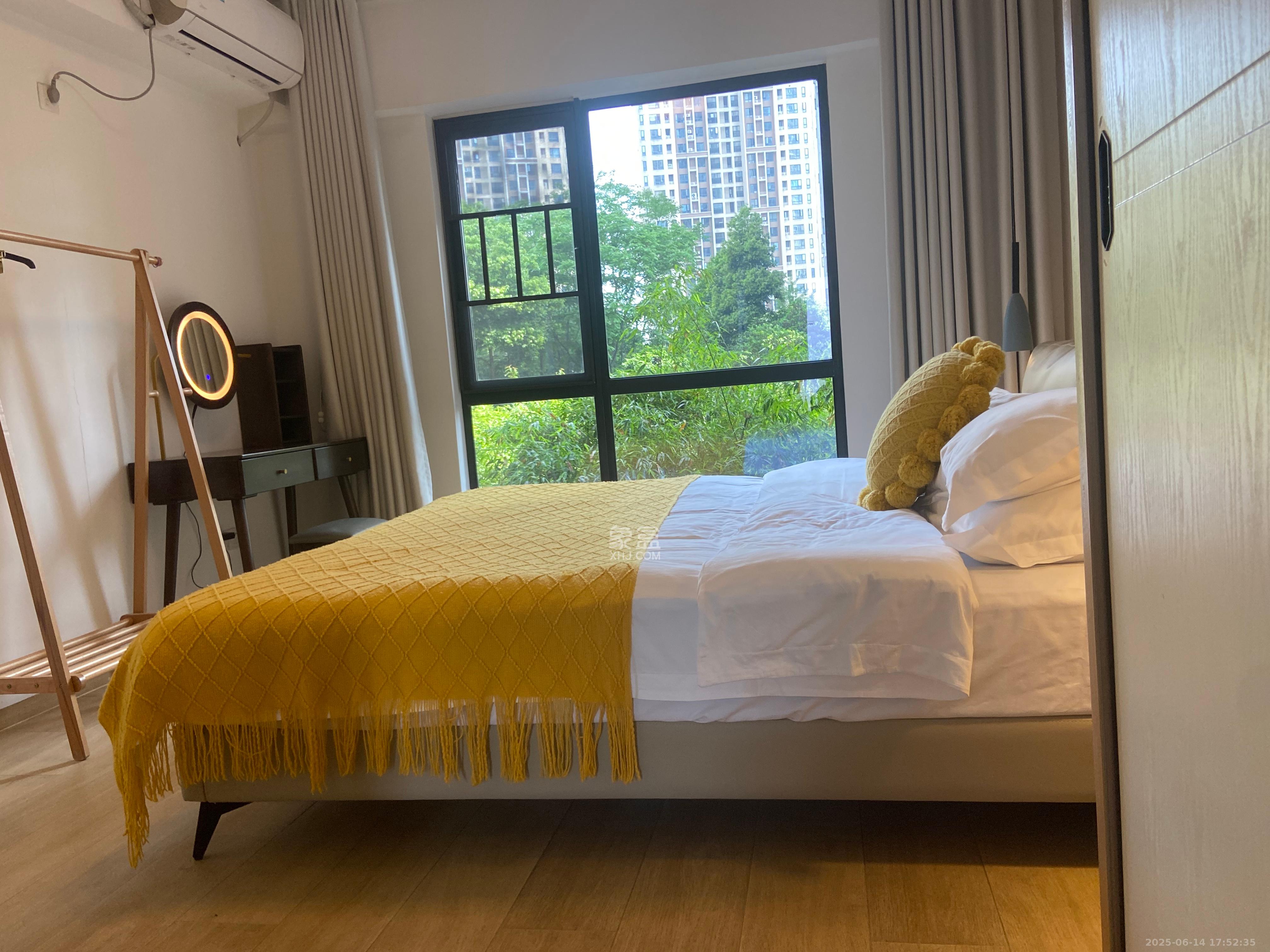 达美D6区  4室2厅2卫   5000.00元/月室内图
